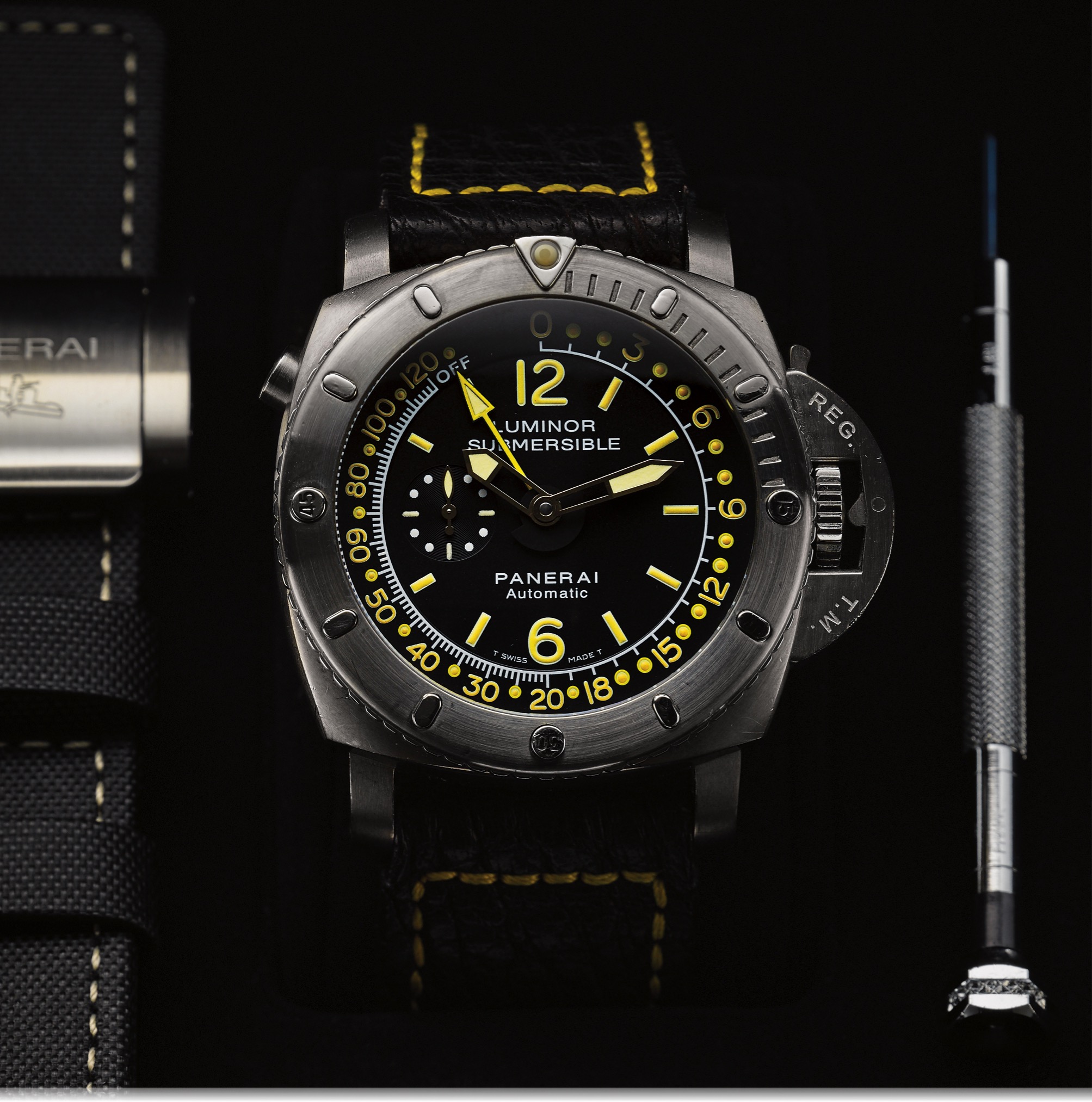 PANERAI PAM 307 DEPTH GAUGE MIKE HORN TITANIUM 
Luminor 1950 Pangaea Submersible DEPTH Gauge, Officine Panerai, 
Automatic, No. I 010 / 600. Made in a limited edition of 500 pieces to 
commemorate the Mike Horn Pangaea Expedition. 
Fine and rare, large, cushion-shaped, self-winding, water-resistant, 
titanium military diver's Chronometer wristwatch with date, 
special DEPTH gauge indicator and a stainless steel Panerai buckle. 
Accompanied by the original fitted box, spare strap and tool.