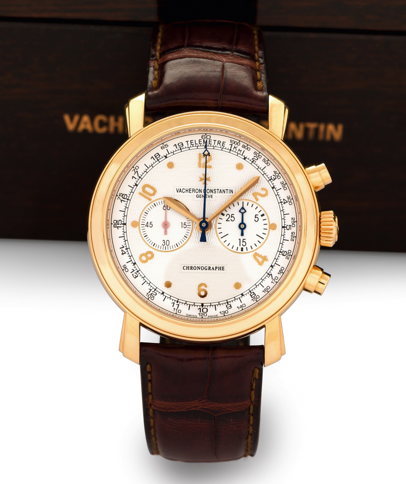 VACHERON CONSTANTIN MALTE CHRONOGRAPH 
Vacheron Constantin, Genève, Malte Chronograph, movement No. 
963255, case No. 798299, Ref. 47120/000R. Sold on December 2004. 
Very fine, water-resistant, 18K pink gold wristwatch with round 
button chronograph, registers, telemeter, tachometer and an 18K 
pink gold Vacheron Constantin buckle. Accompanied by the original 
fitted box, polishing cloth, Certificate of Origin/guarantee, Service 
booklet, information wallet and instruction booklet.