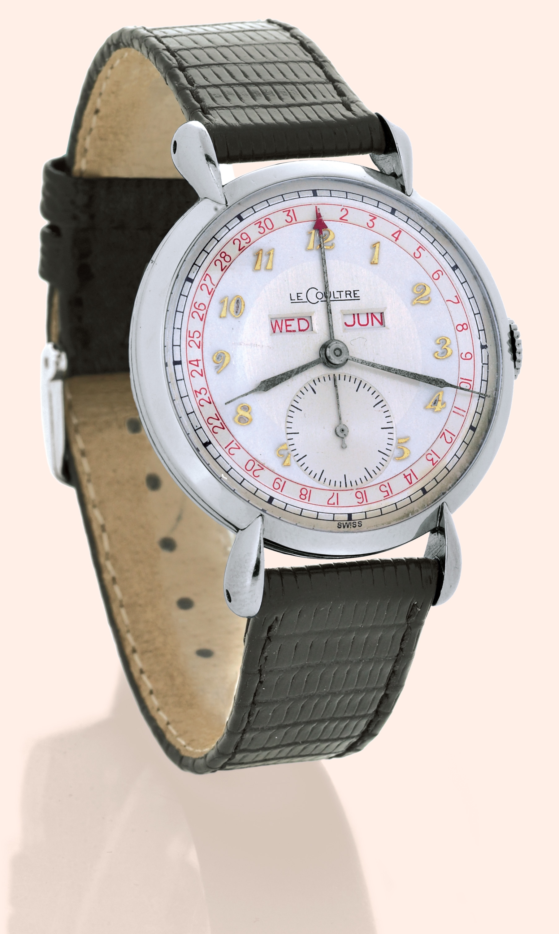 "Triple Date"
Jaeger-LeCoultre,
"Triple Date", case
No. 383419. Made in the 1940s.
Fine and rare, stainless steel gentleman's
wristwatch with triple date.
