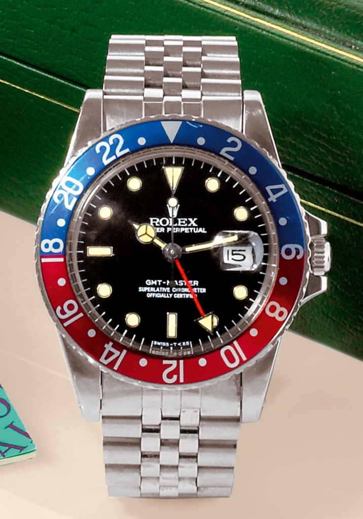 "GMT-Master"
Rolex, ?Oyster Perpetual Date, GMT-Master,
Superlative Chronometer, Officially Certified?,
Ref. 16750. Made from 1979 to 1988.
Fine, two-time zone, center-seconds, self-winding, waterresistant,
stainless steel gentleman?s wristwatch with 3
hands, red and blue bezel, date and a Rolex stainless steel
Jubilée bracelet. Accompanied by the original fitted box and
warranty (now void).