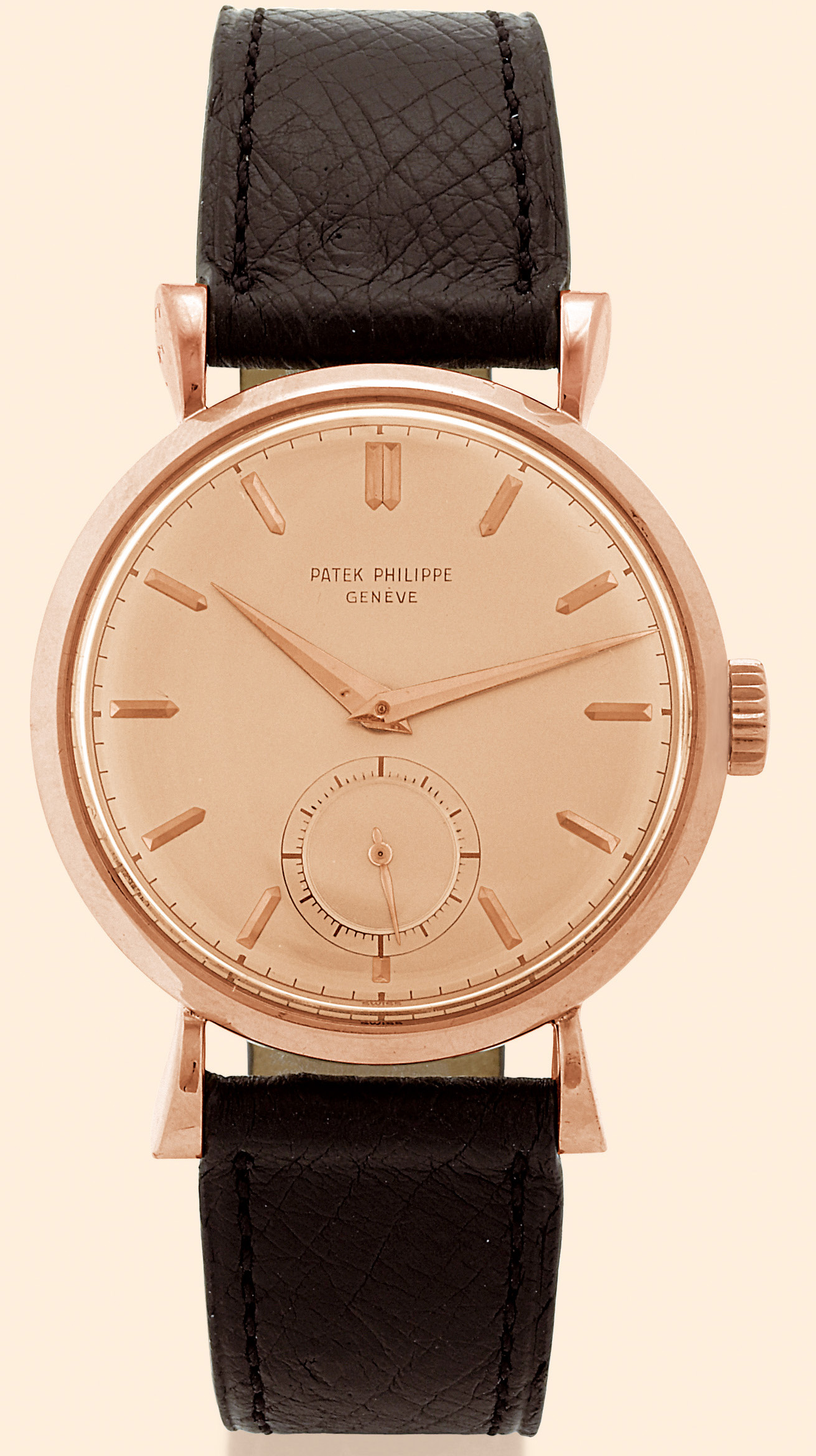 ?Ref. 2459?
Patek Philippe & Cie,
Genève, No. 726443,
case No. 657066,
Ref. 2459. Production of this reference
started in 1950.
Very fine and rare, oversized, 18K pink
gold gentleman's wristwatch.