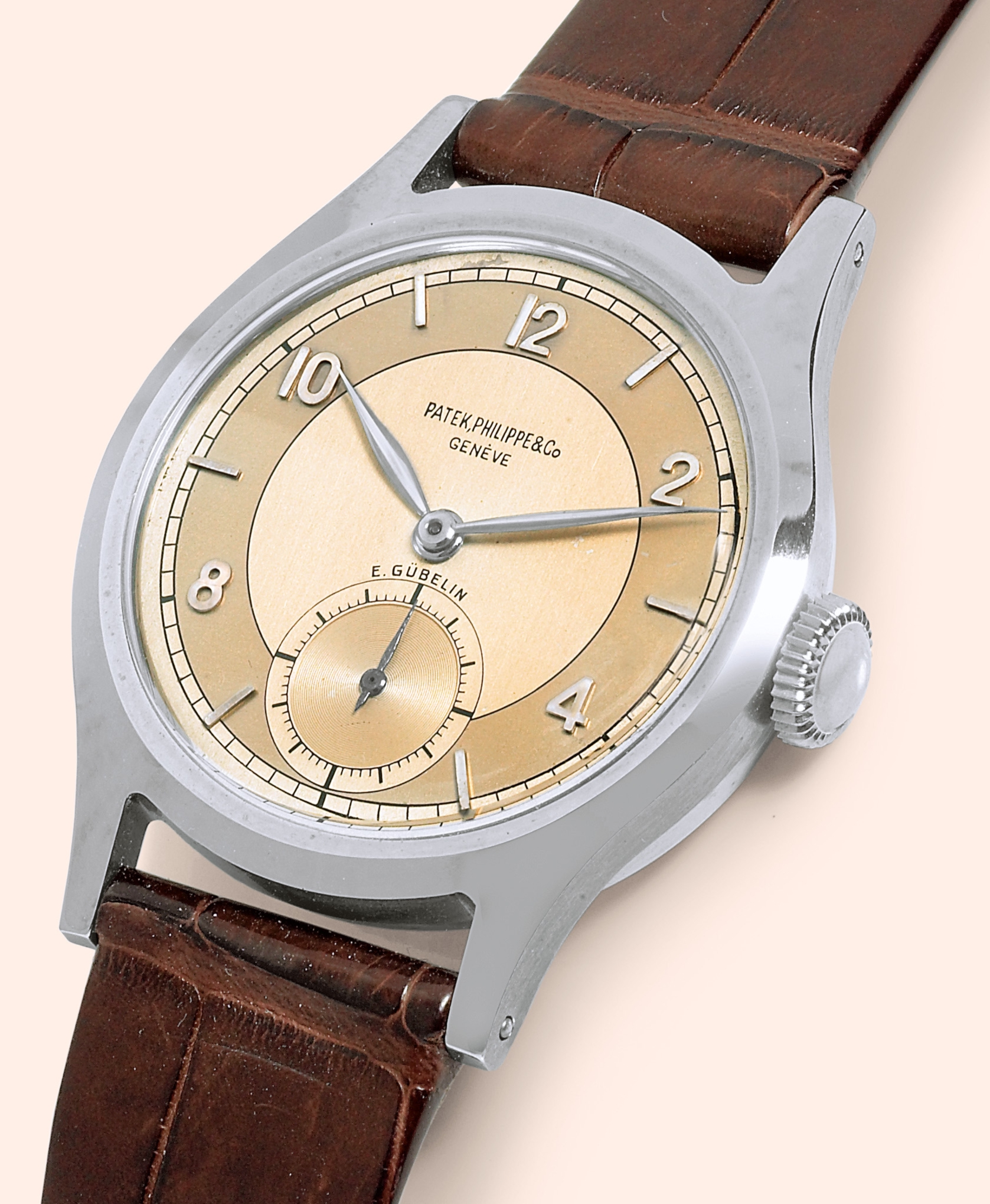 "Steel Ref. 565?
Patek Philippe & Cie, Genève, No. 928905, case
No. 639898, Ref. 565. Retailed by E. Gübelin, Luzern.
Made in the late 1940s.
Very fine and rare, stainless steel gentleman's wristwatch with a stainless
steel Patek Philippe buckle. Accompanied by an Extract from the Archives.
