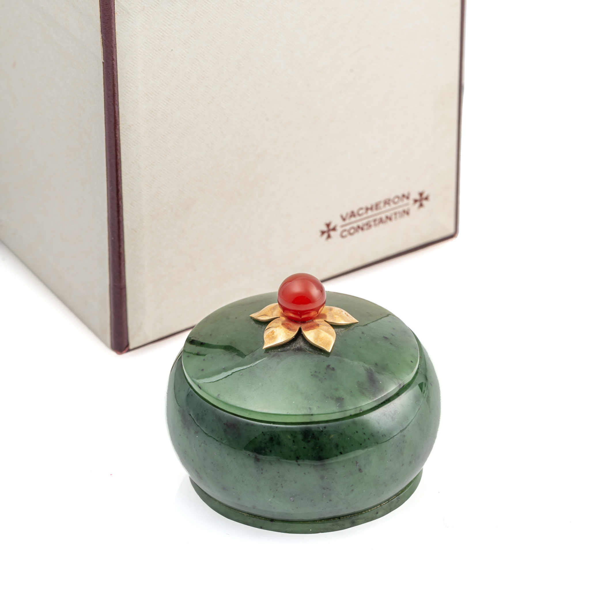 VACHERON CONSTANTIN, JADE (NEPHRITE), 18K GOLD BOX. ORIGINAL BOX