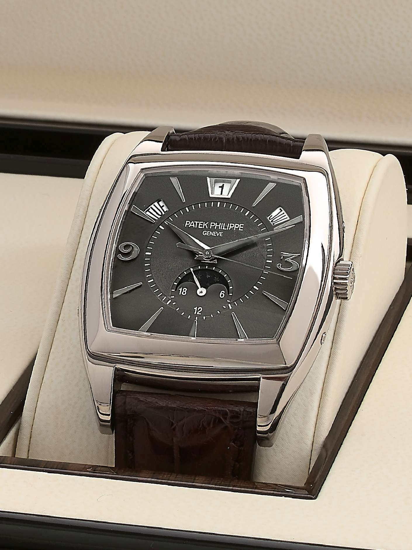 PATEK PHILIPPE  Gondolo, ref. 5135G, n° 3651308 / 4441800