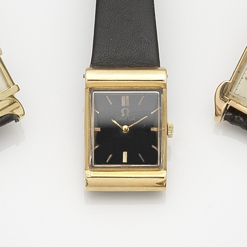Omega. A 14k gold manual wind wristwatch Case No.870077, Movement No.22420140, Circa 1965