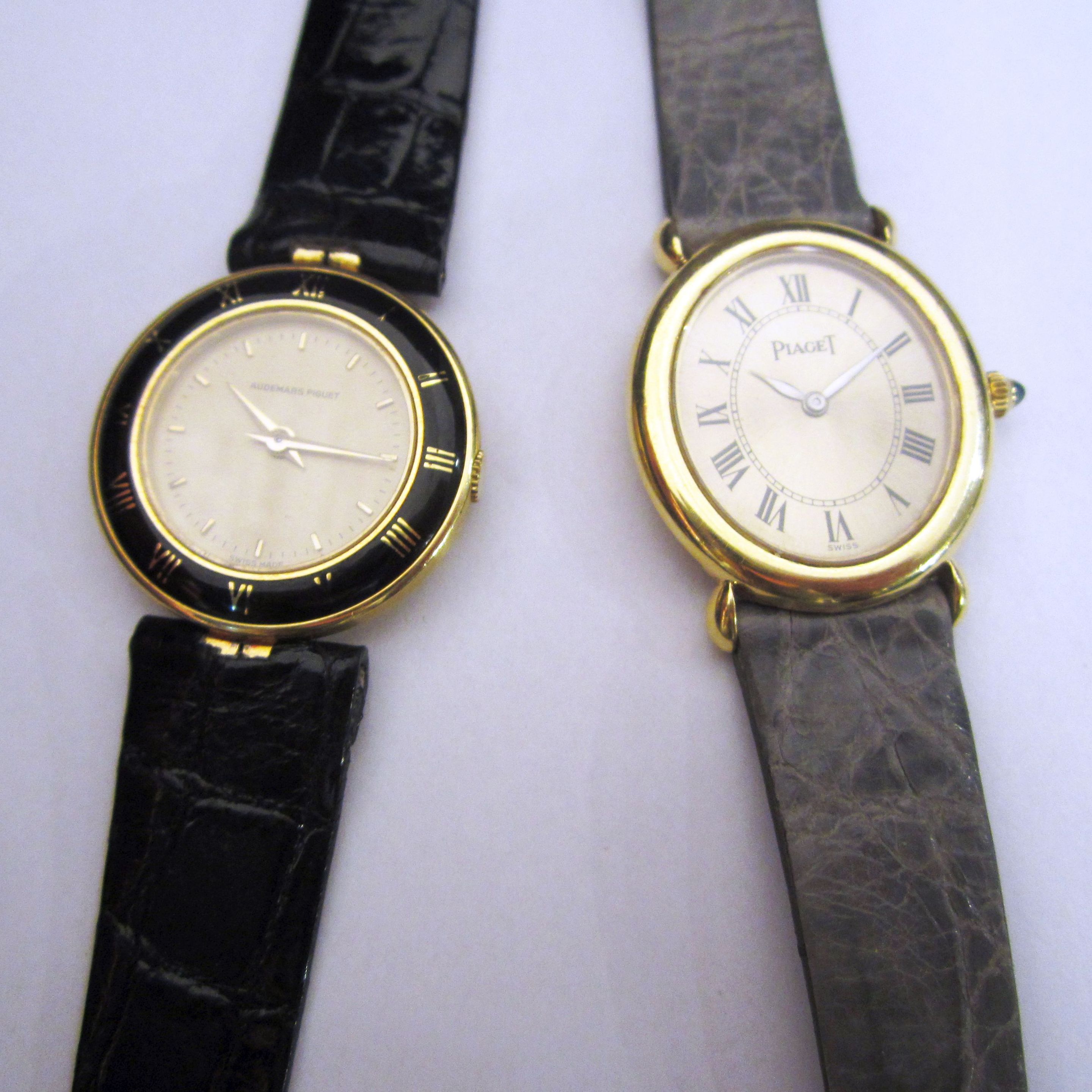 A lot of two lady's wristwatches (AF)
