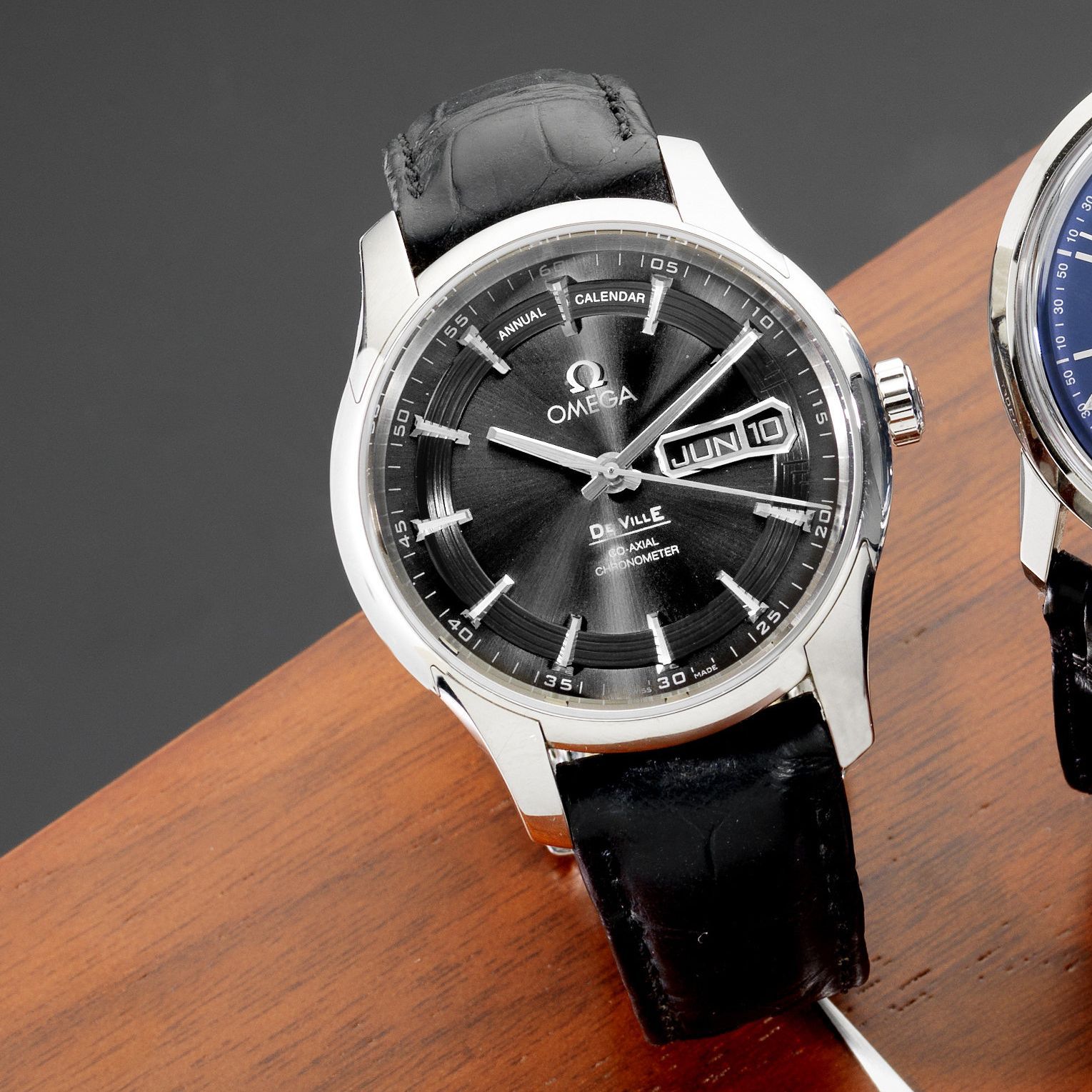 Omega. A stainless steel automatic calendar wristwatch DeVille Co-Axial Chronometer Hour Vision, Case & Movement No.82052362, Recent