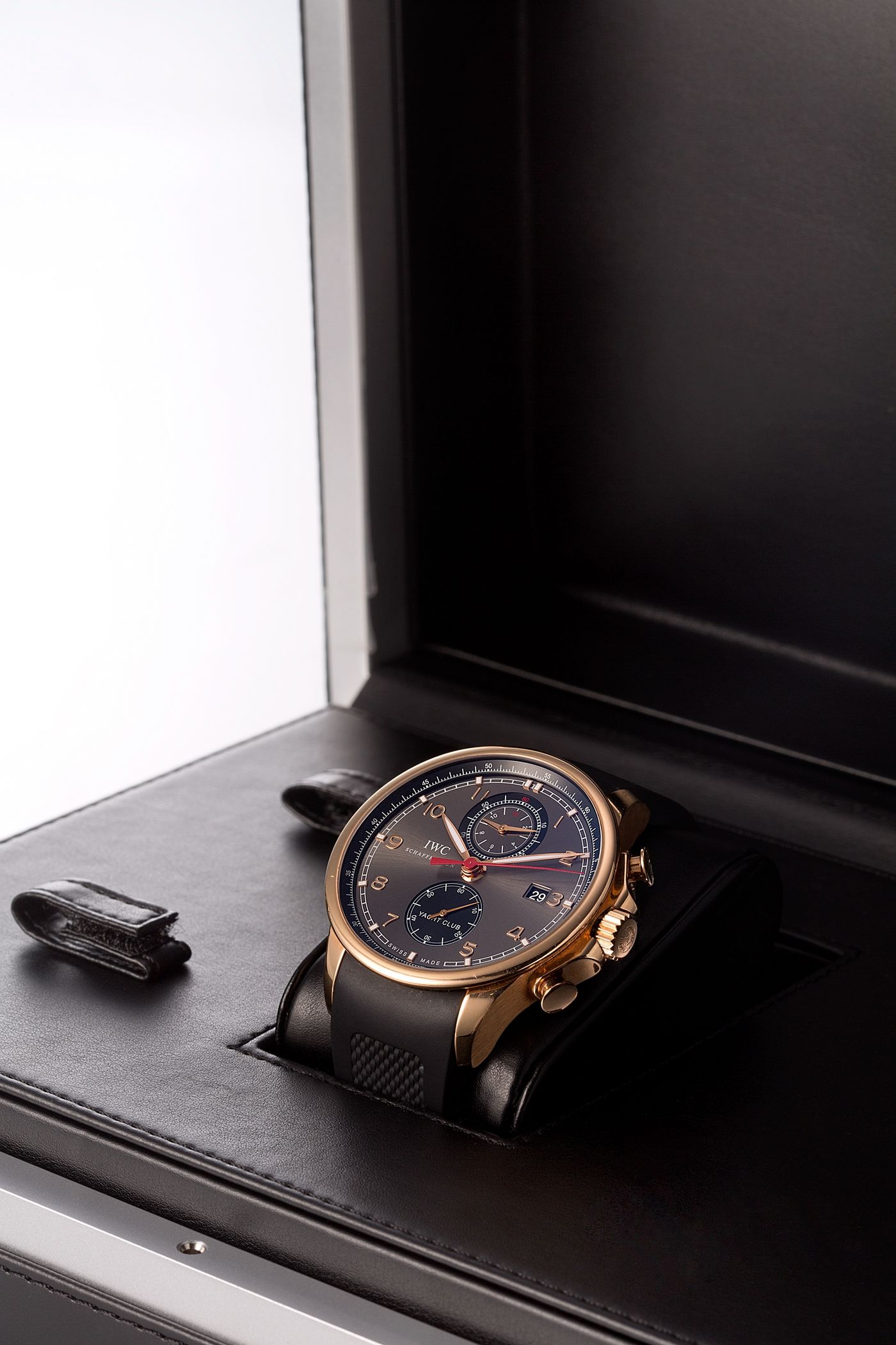 IWC. An 18K rose gold automatic calendar chronograph wristwatch with box and papers Portuguese Yacht Club, Ref:IW390209, Case No.3583504, Sold December 2010
