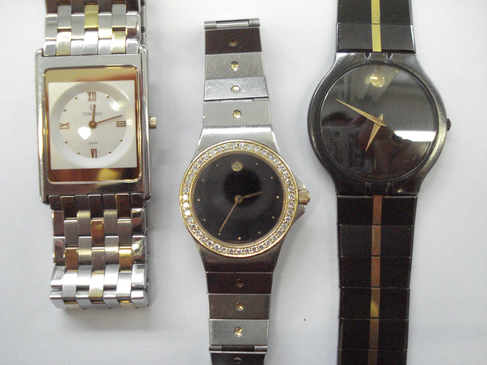 A lot of three various bracelet watches