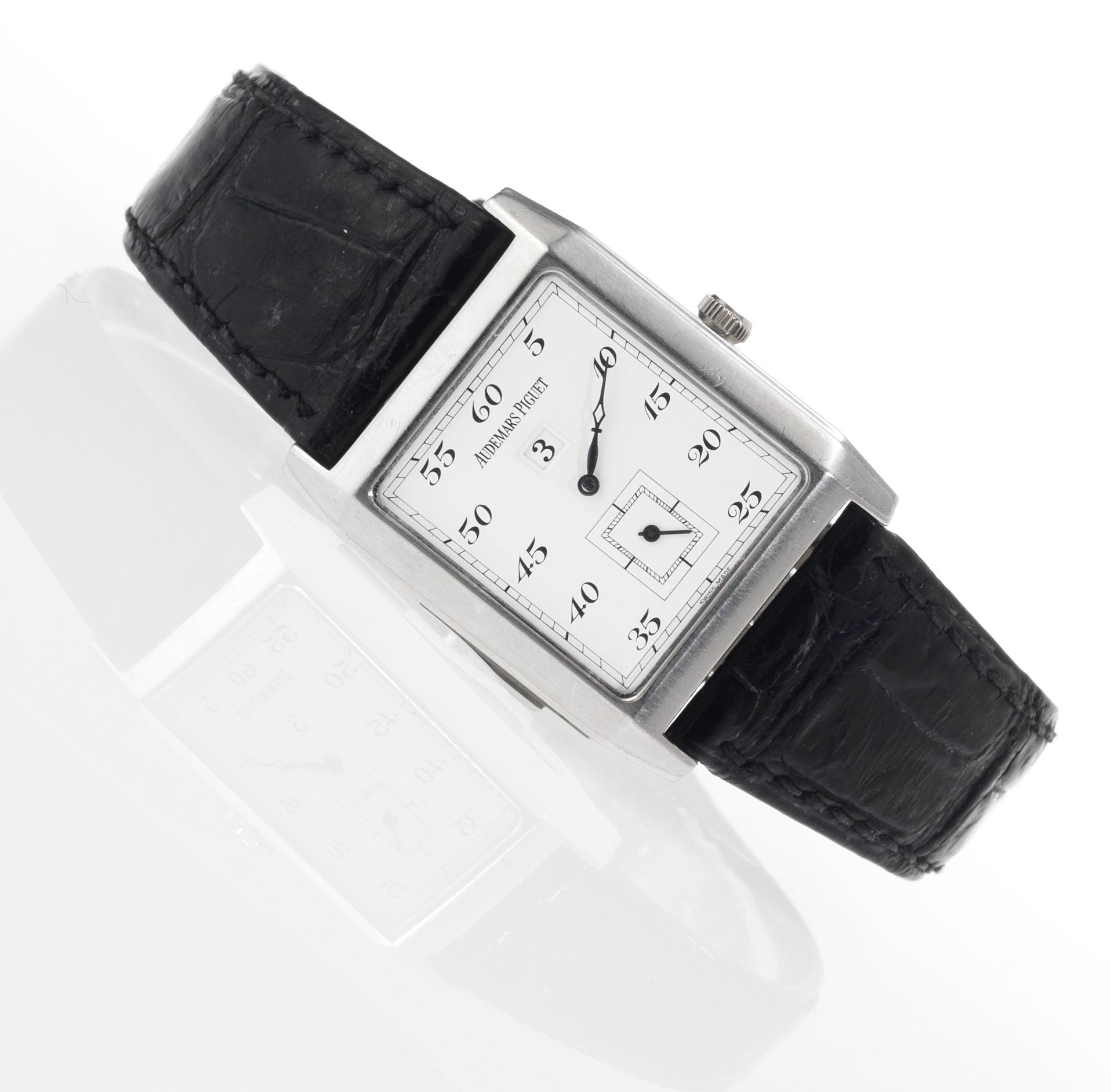 Audemars Piguet. A fine and rare platinum rectangular minute repeating jump hour wristwatchRepetition Minutes, No.3, Case No.D 22174, Circa 1995