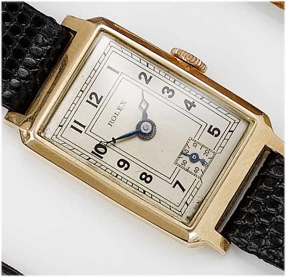 Swiss. A gents 9ct rose gold rectangular wristwatch London Hallmark for 1939 AF