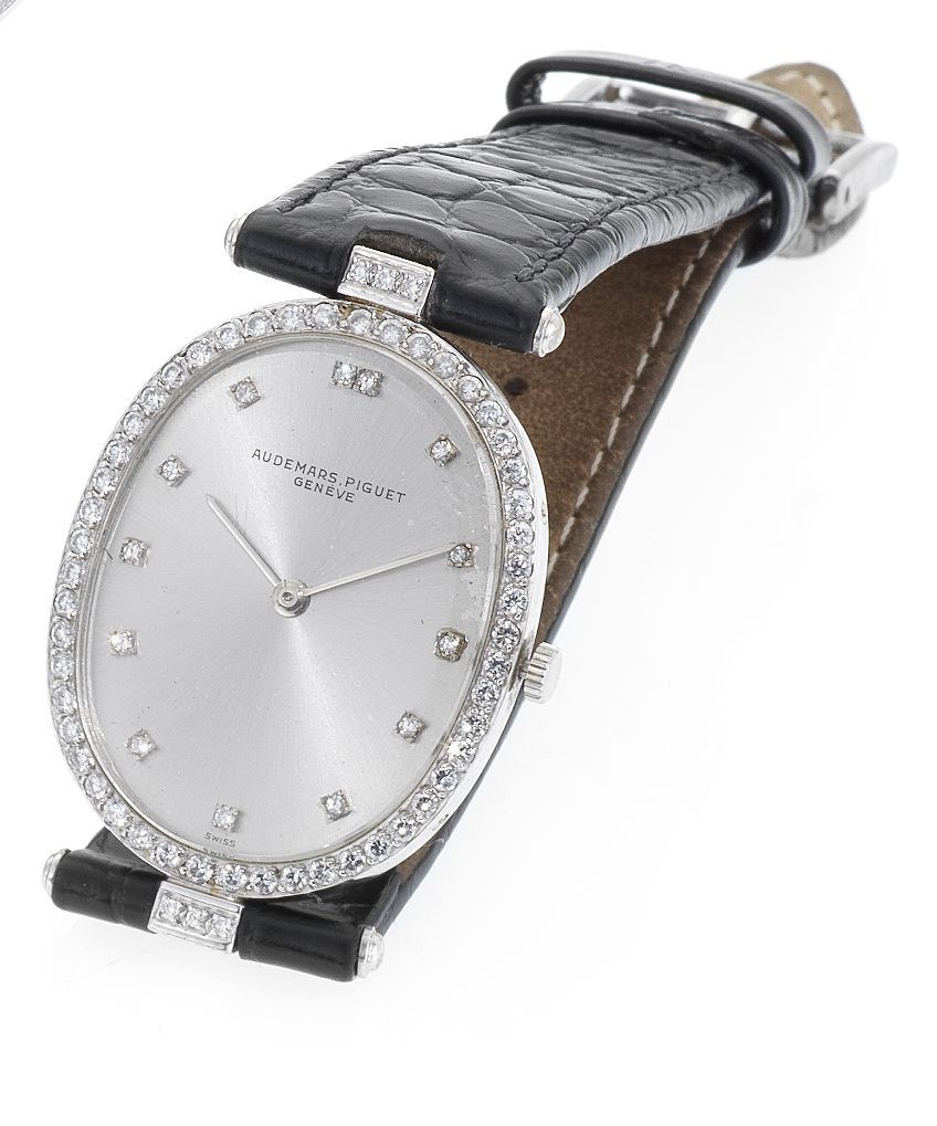 Audemars Piguet. A lady's fine 18ct white gold and diamond set manual wind wristwatchMovement No.240129, Circa 1985