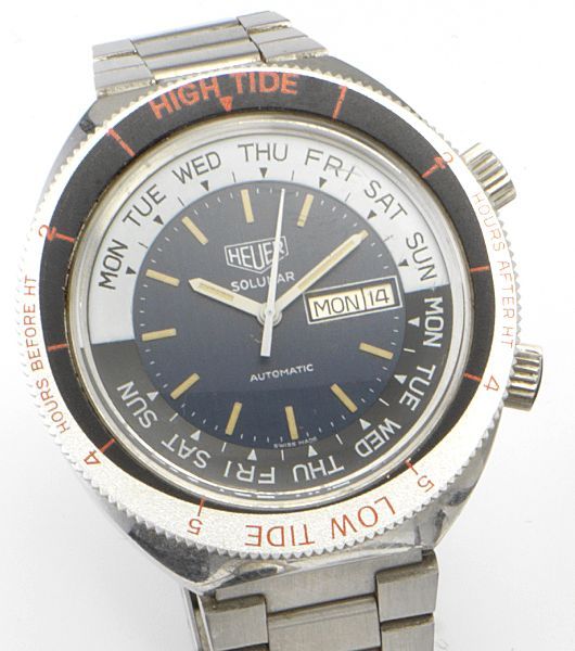 Heuer. A stainless steel automatic bracelet watchSolunar, Circa 1976