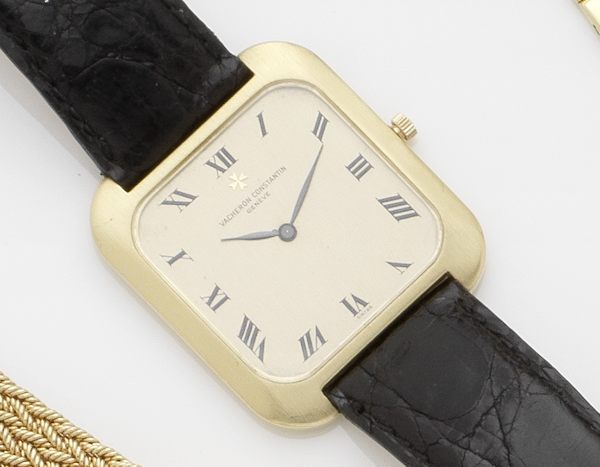 Vacheron Constantin. An 18ct gold manual wind wristwatchCase No.524098, Circa 1970's