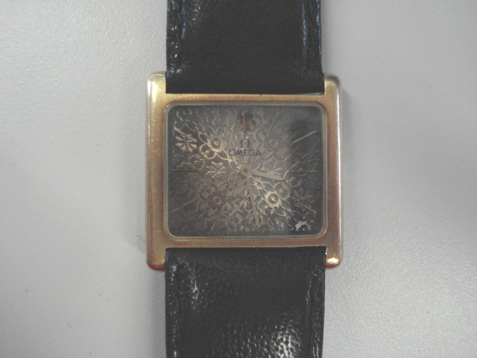 Omega. An 18ct gold gents wristwatch De Ville, 1970's