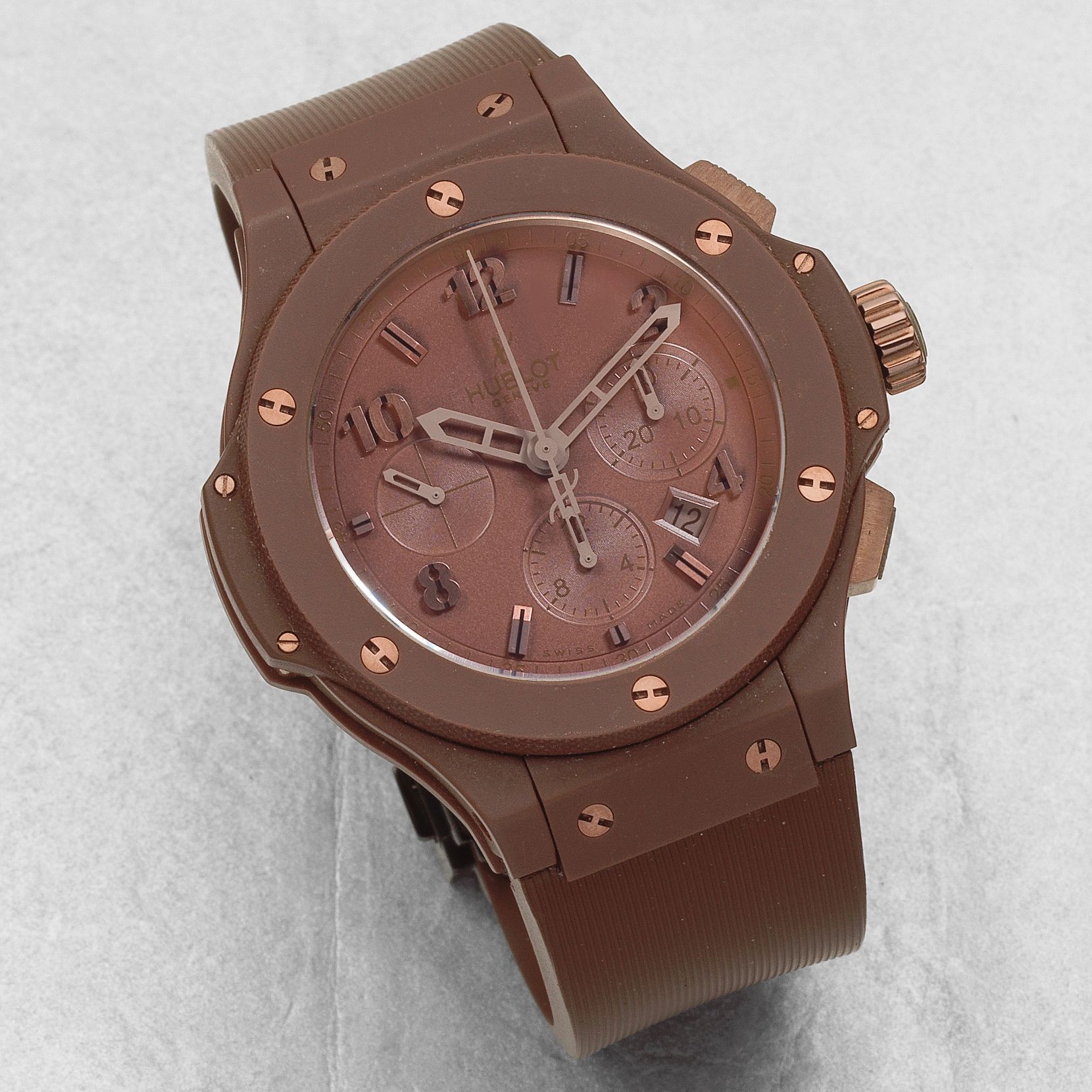 Hublot. A Limited Edition chocolate brown ceramic and titanium automatic calendar chronograph wristwatch Big Bang Chocolate, No.150/500, Recent