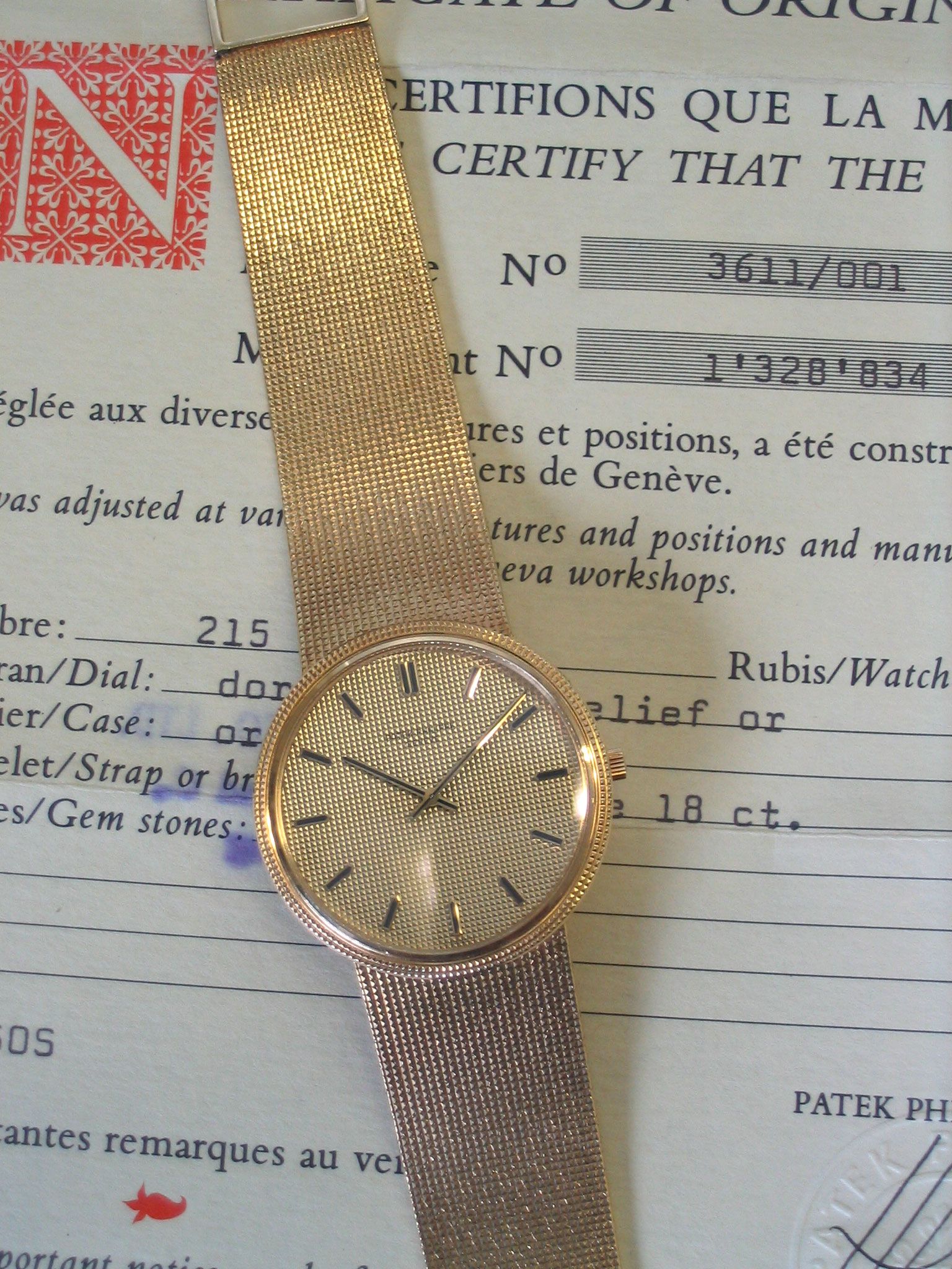 Patek Philippe. A fine 18ct gold bracelet watch with Certificate of Origin and boxRef:3611/001, Case No.2775864. Movement No.1328834, Sold 5th of February 1980