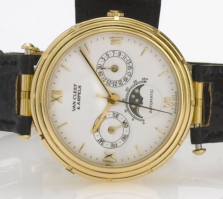 Van Cleef and Arpels. An 18ct gold automatic calendar wristwatch with moon phase La Collection, 1990s
