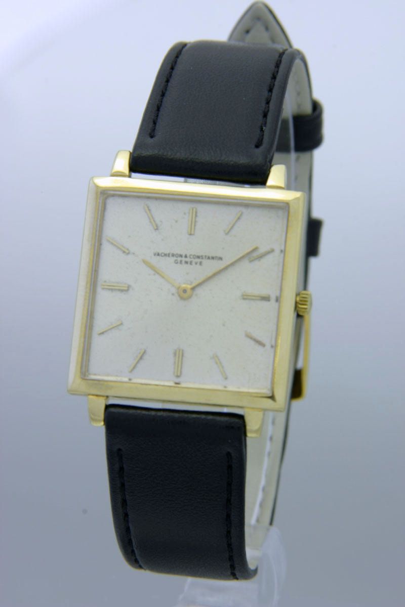 Vacheron & Constantin. An 18ct gold square cased wristwatchRef:3290, 1970s