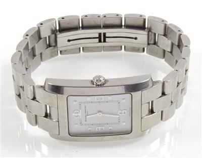 Baume  &  Mercier Hampton