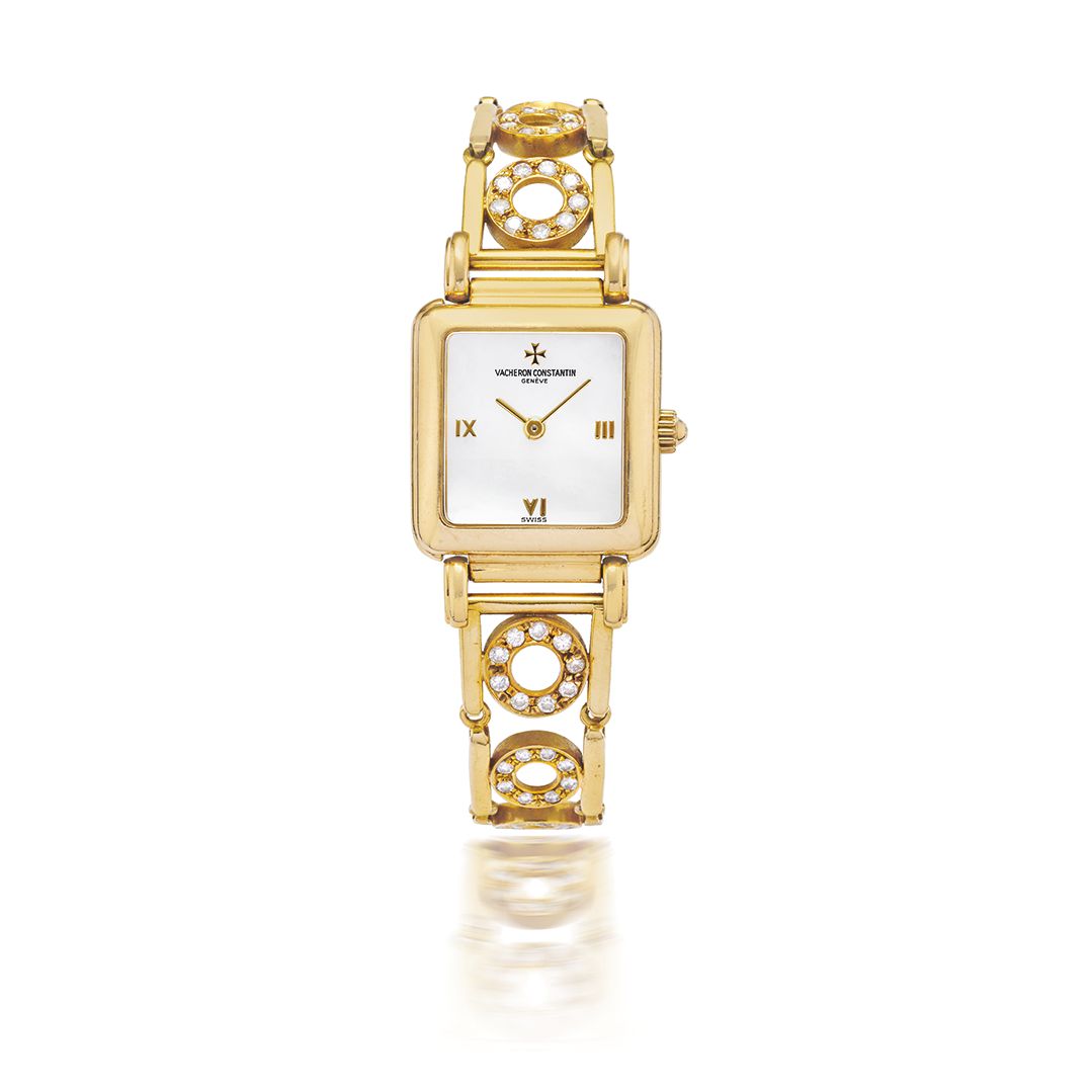 VACHERON & CONSTANTIN. MONTRE BRACELET EN OR JAUNE 18K (750) SERTIE DE DIAMANTS CADRAN NACRE MOUVEMENT MECANIQUE VACHERON & CONSTANTIN. A LADY'S 18K GOLD AND ...