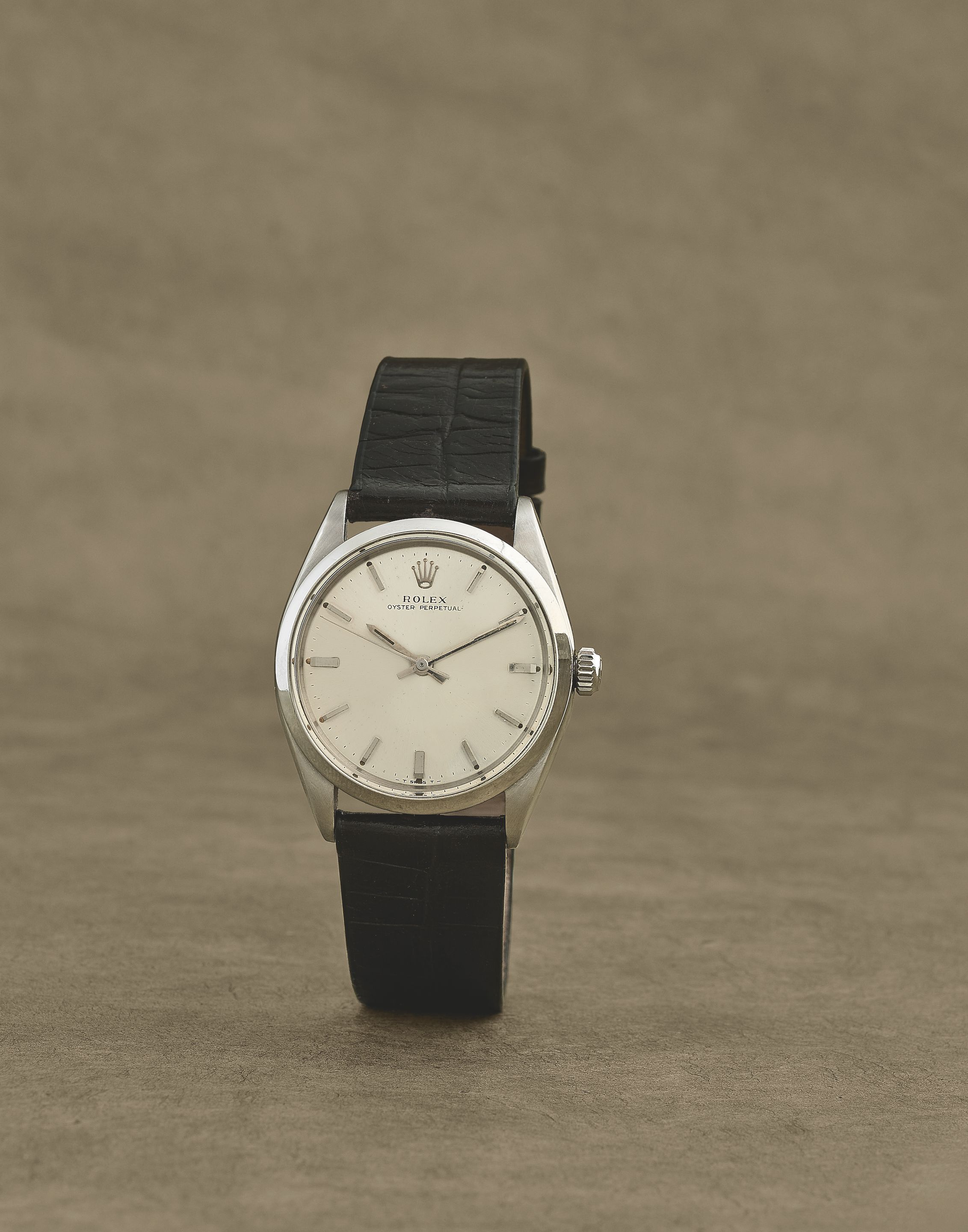 Rolex. Montre bracelet en acier mouvement automatique Rolex. A stainless steel automatic wristwatch Oyster Perpetual, Ref: 5552, Circa 1966