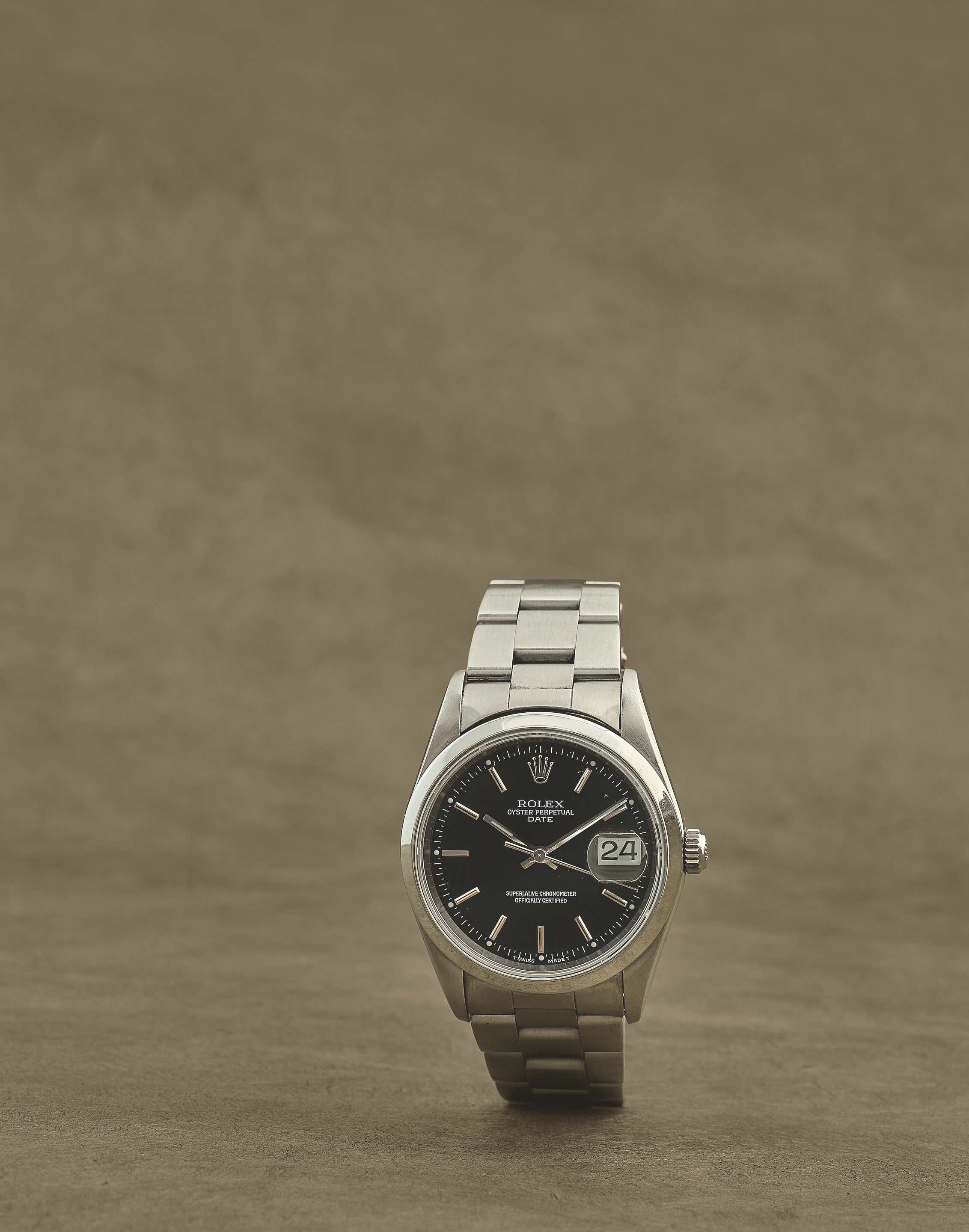 Rolex. Montre bracelet en acier avec date mouvement automatique Rolex. A stainless steel automatic calendar bracelet watch Oyster Perpetual Date, Ref: 15200, Circa 1998