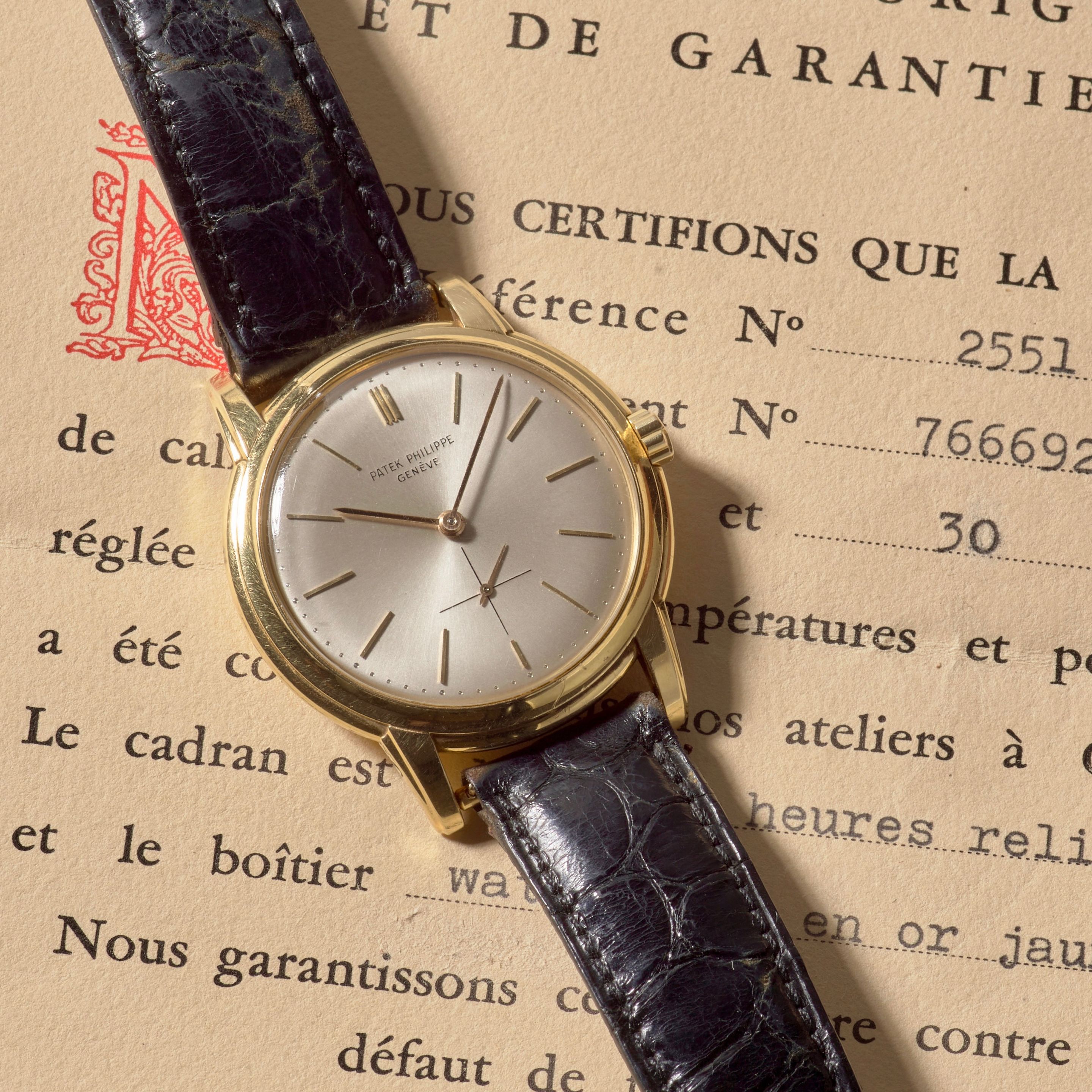 DOXA. A 14K GOLD MANUAL WIND CHRONOGRAPH WRISTWATCHc. 1950s
