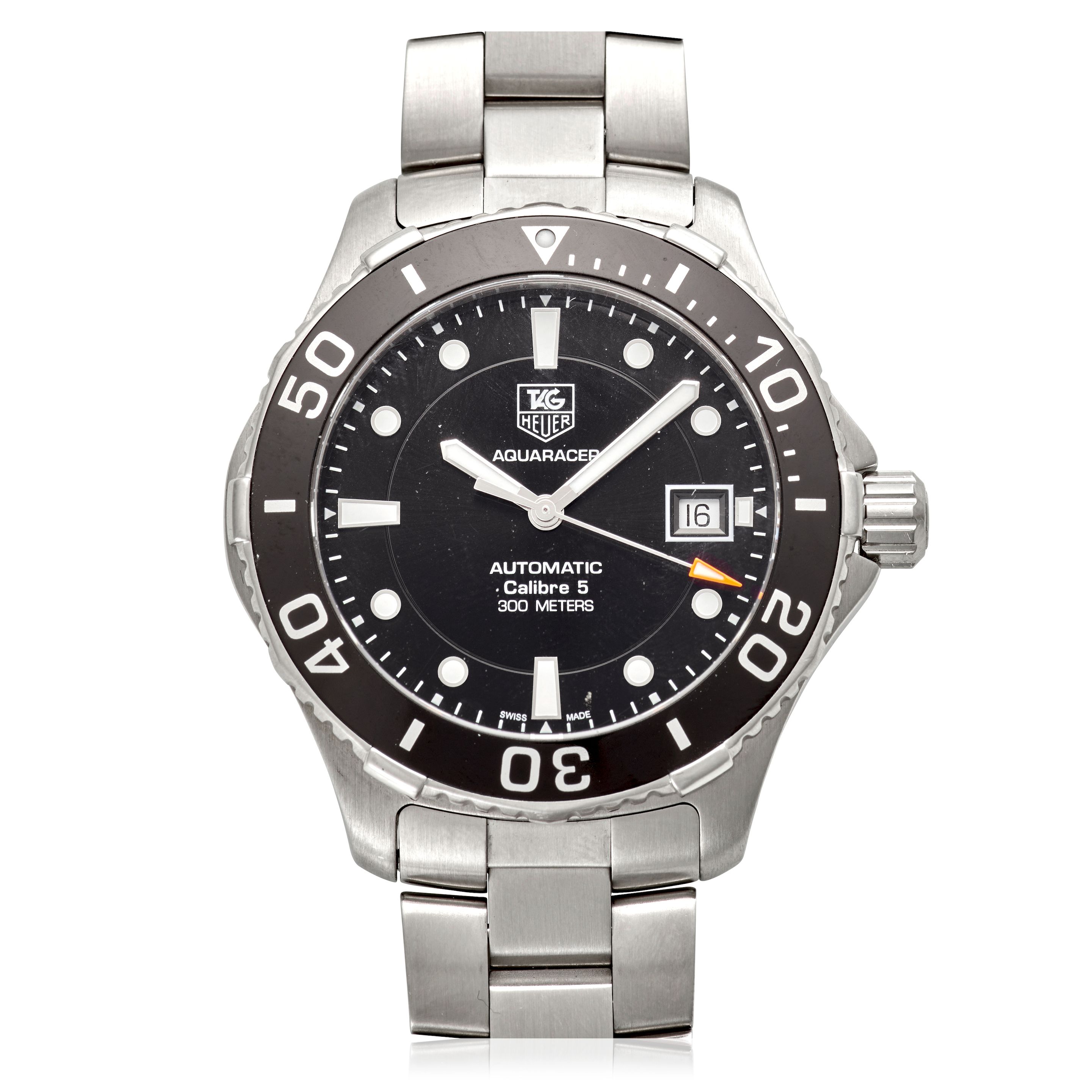 TAG HEUER. A STAINLESS STEEL AUTOMATIC CALENDAR BRACELET WATCH Aquaracer, Ref: EWK0065, c. 2020