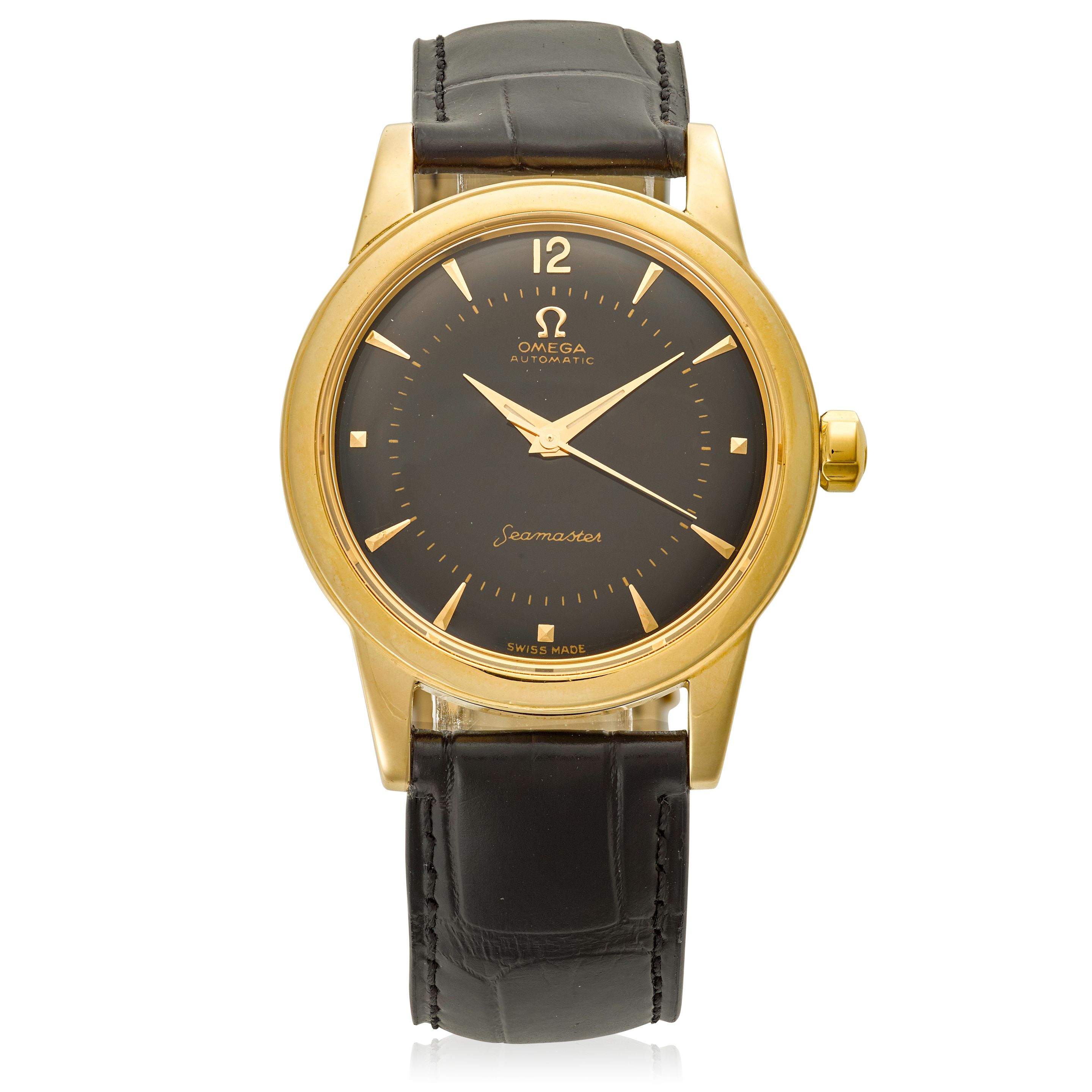 OMEGA. A 14K GOLD 'BUMPER' AUTOMATIC WRISTWATCH Seamaster, c.1960s