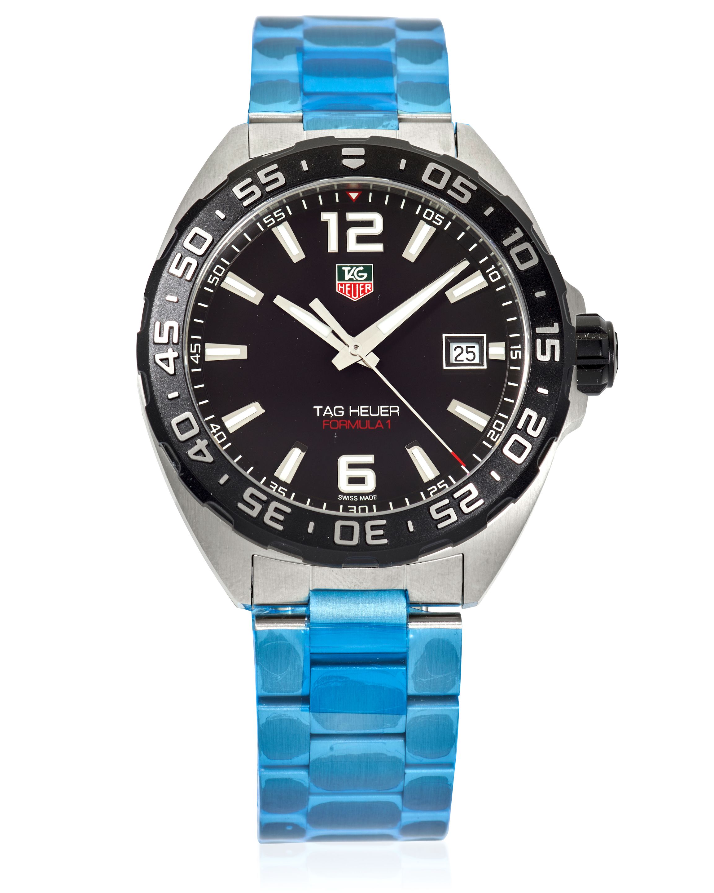 [NO RESERVE] TAG HEUER. A STAINLESS STEEL QUARTZ CALENDAR BRACELET WATCH Formula 1, Ref: WAZ1110, Purchased 13th August, 2011