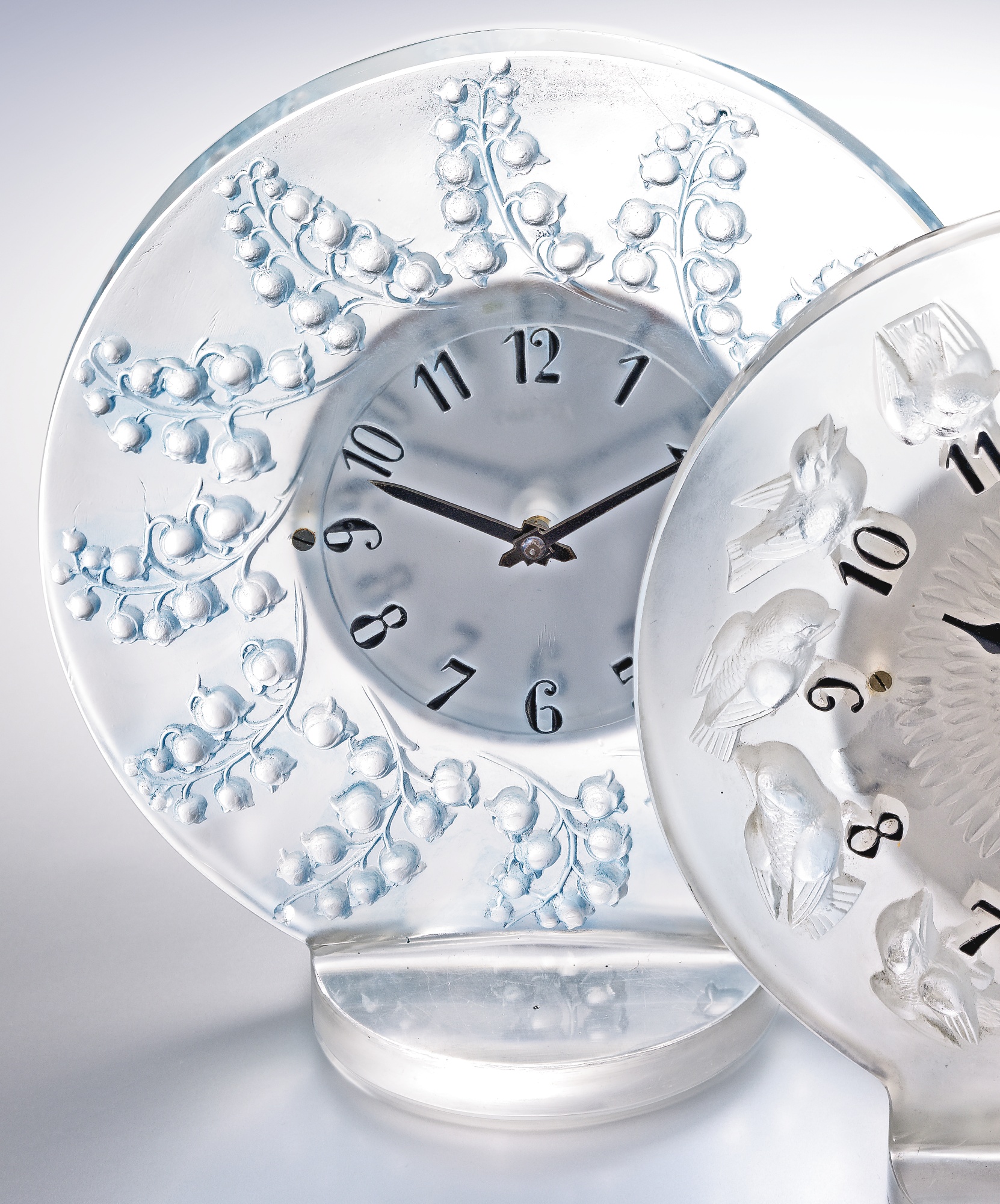 Omega / R. Lalique