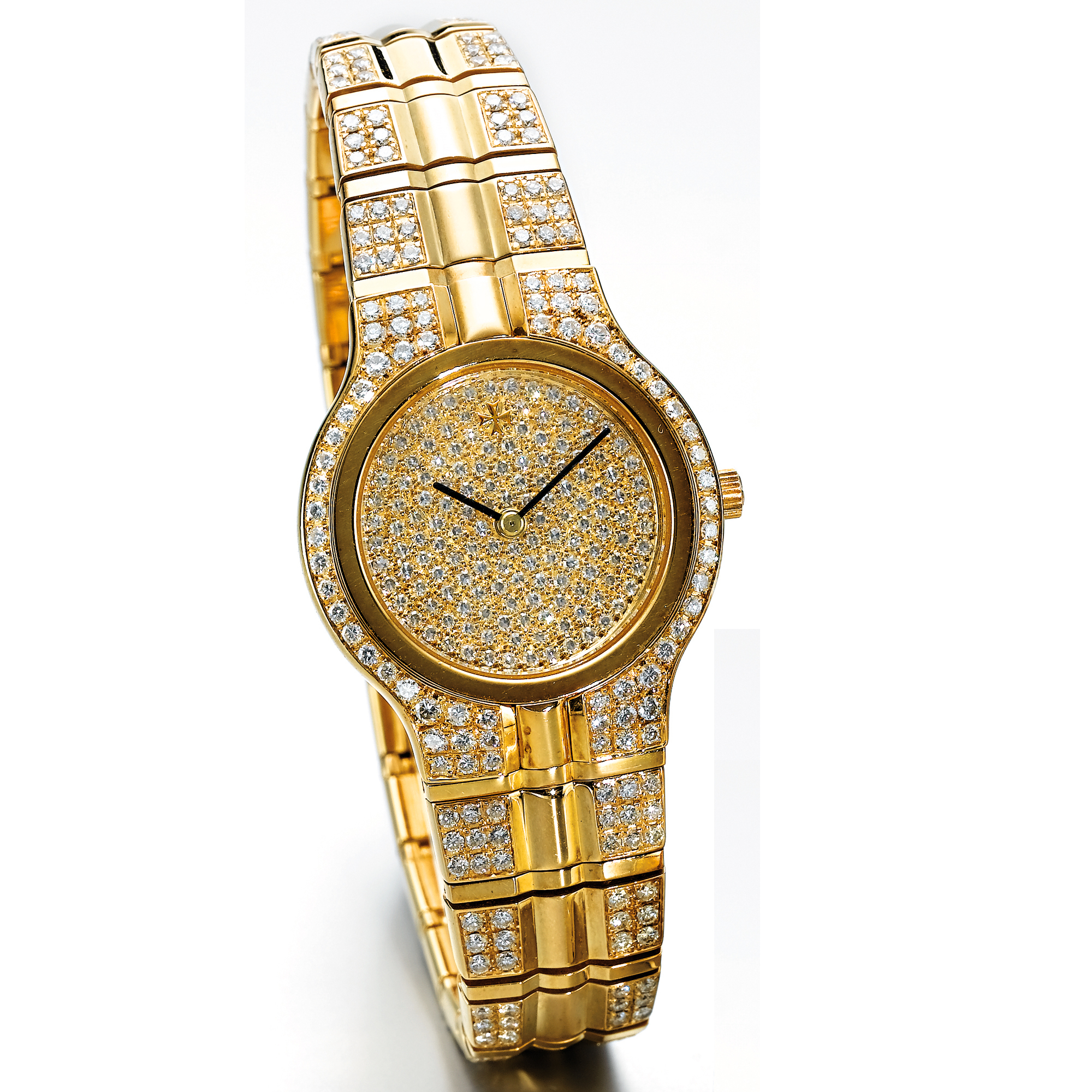 VACHERON CONSTANTIN, A LADY'S GOLD AND DIAMOND SET BRACELET WATCHCIRCA 1995 PHIDIAS