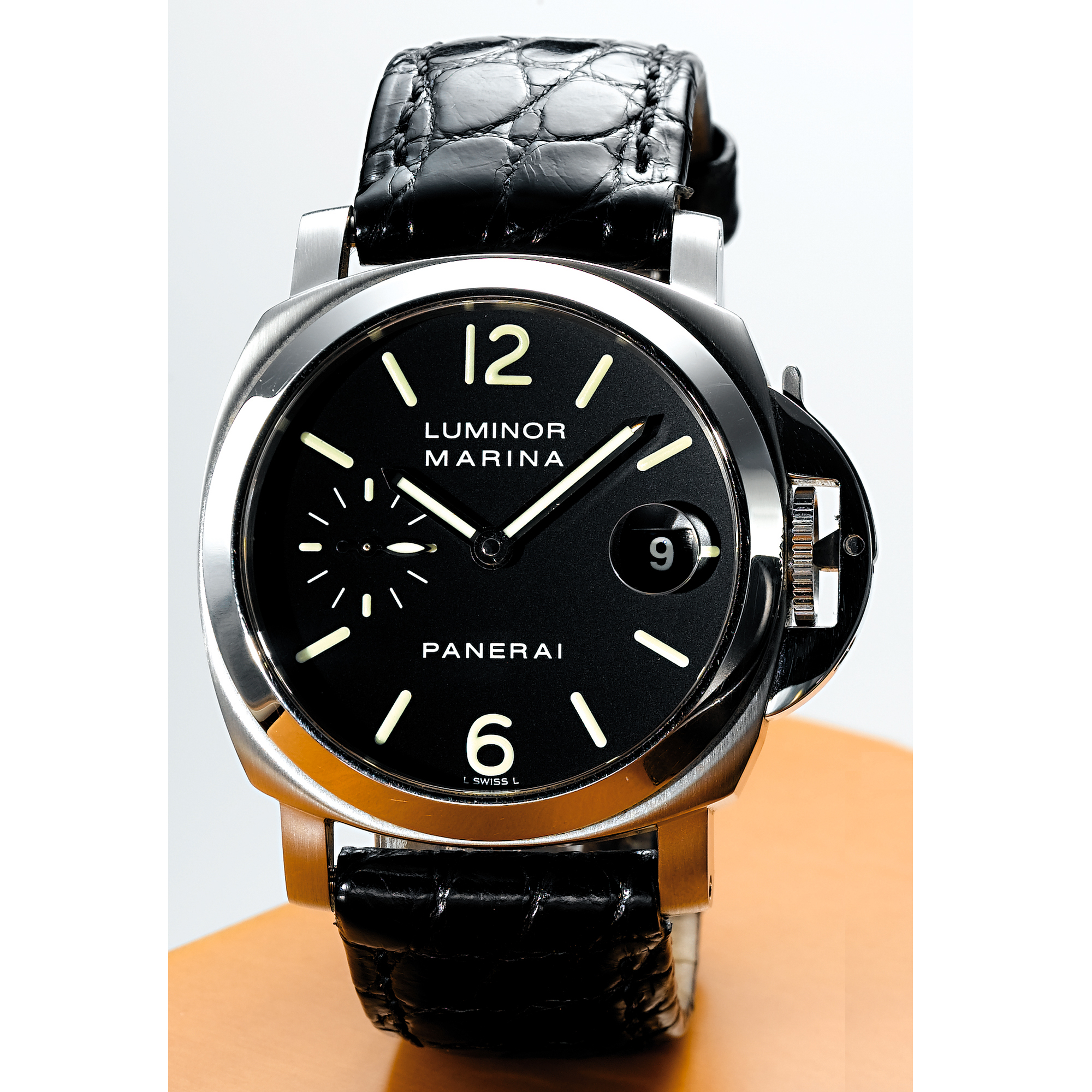 PANERAI, A FINE STAINLESS STEEL AUTOMATIC WRISTWATCH WITH DATECIRCA 2001 PAM00048 LUMINOR MARINA FIRENZE 1860