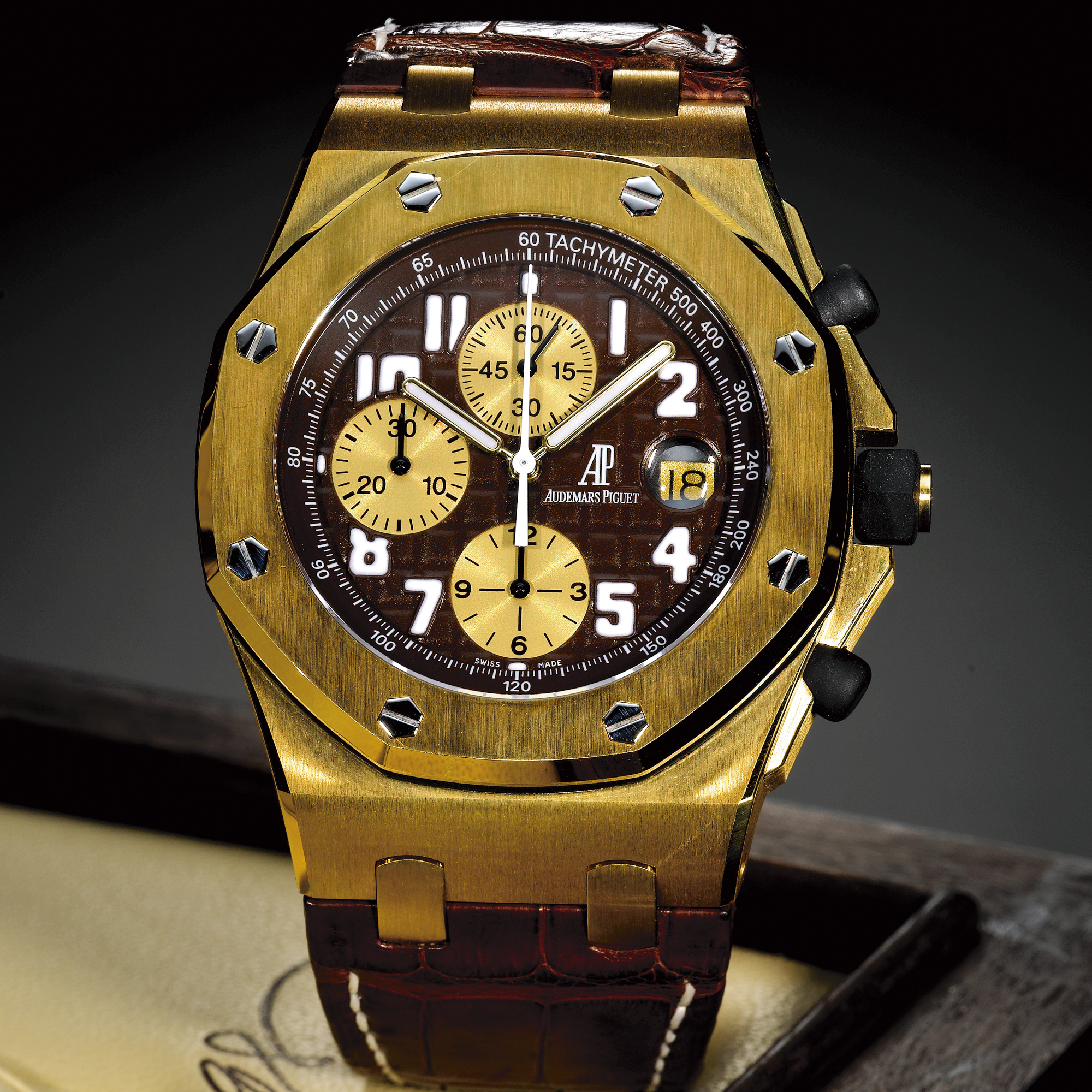 Audemars Piguet, AN OVERSIZED FINE LIMITED EDITION GOLD AUTOMATIC CHRONOGRAPH WRISTWATCH WITH DATE AND REGISTERS CIRCA 2004 ROYAL OAK OFFSHORE ARNOLD SCHWARZENEGGER