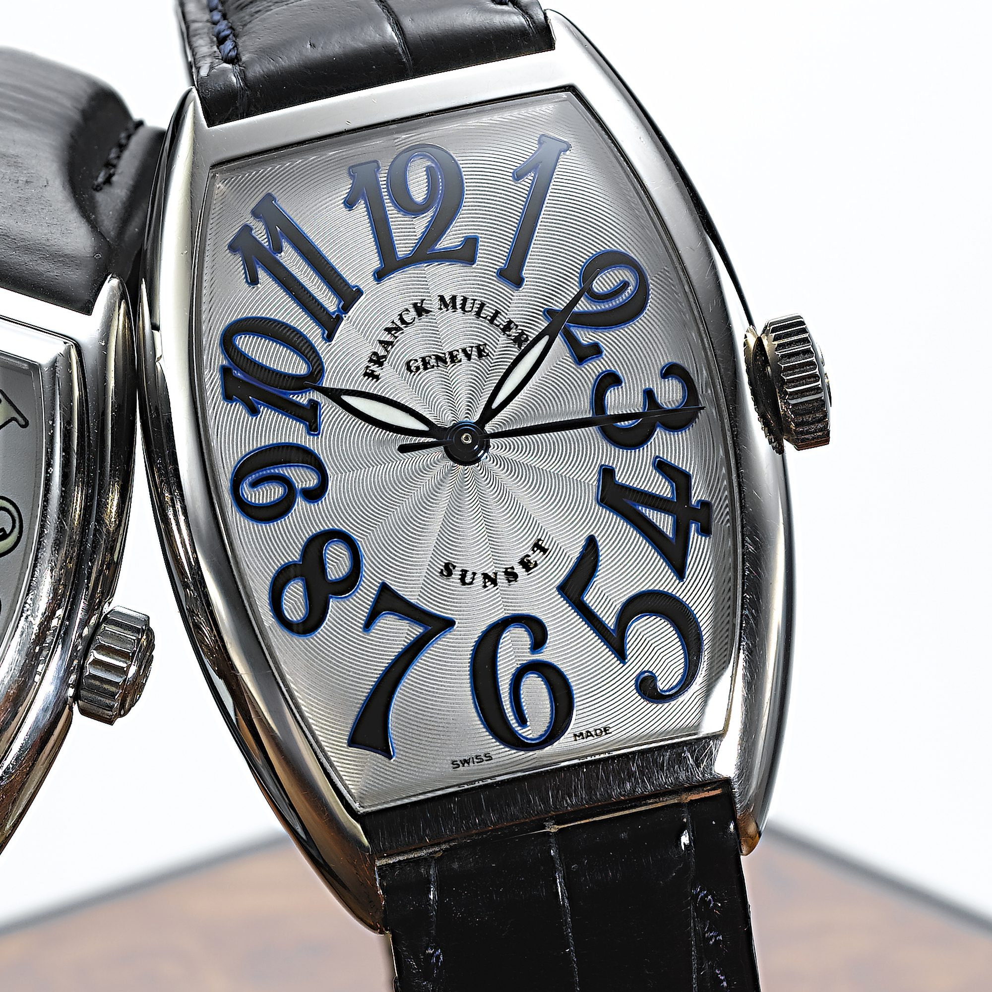 FRANCK MULLER, A WHITE GOLD AUTOMATIC CENTRE SECONDS TONNEAU FORM WRISTWATCHSUNSET, CIRCA 2002, 5850 SC, NO. 187