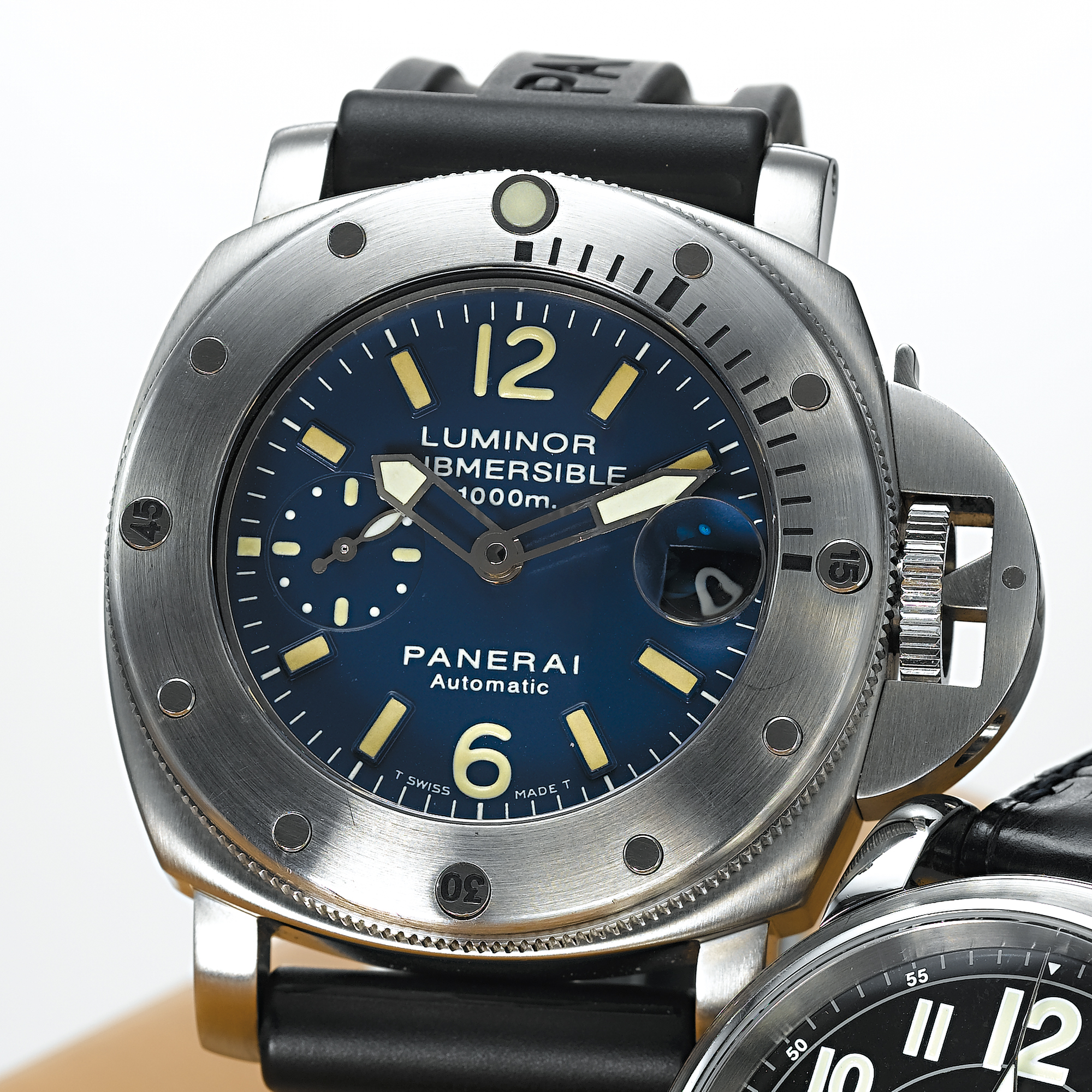 PANERAI, A LIMITED PRODUCTION STAINLESS STEEL AUTOMATIC WRISTWATCH WITH DATELUMINOR SUBMERSIBLE 1000M, CIRCA 2001, 65/500, PAM 00087
