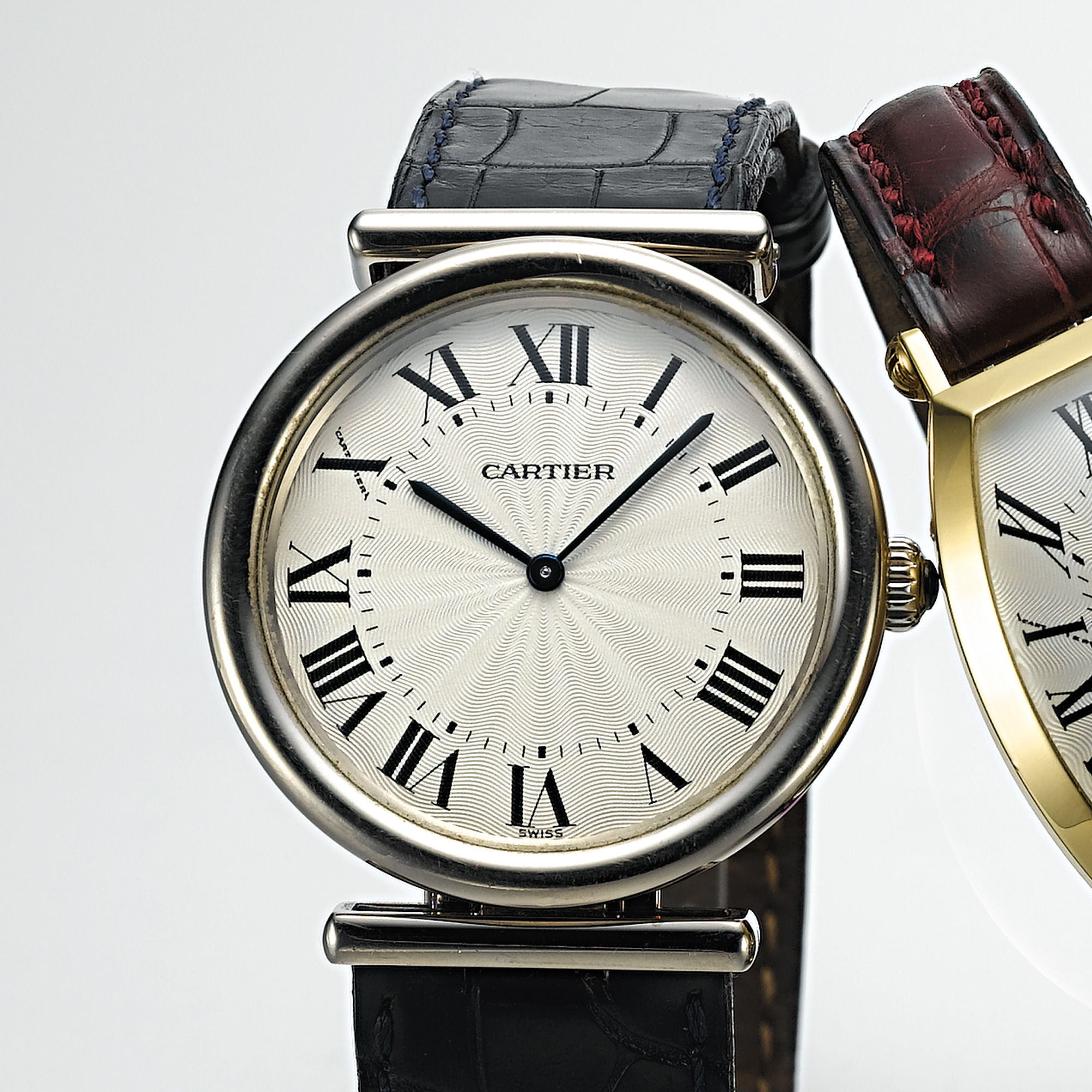 CARTIER, A WHITE GOLD CIRCULAR WRISTWATCHCIRCA 1995
