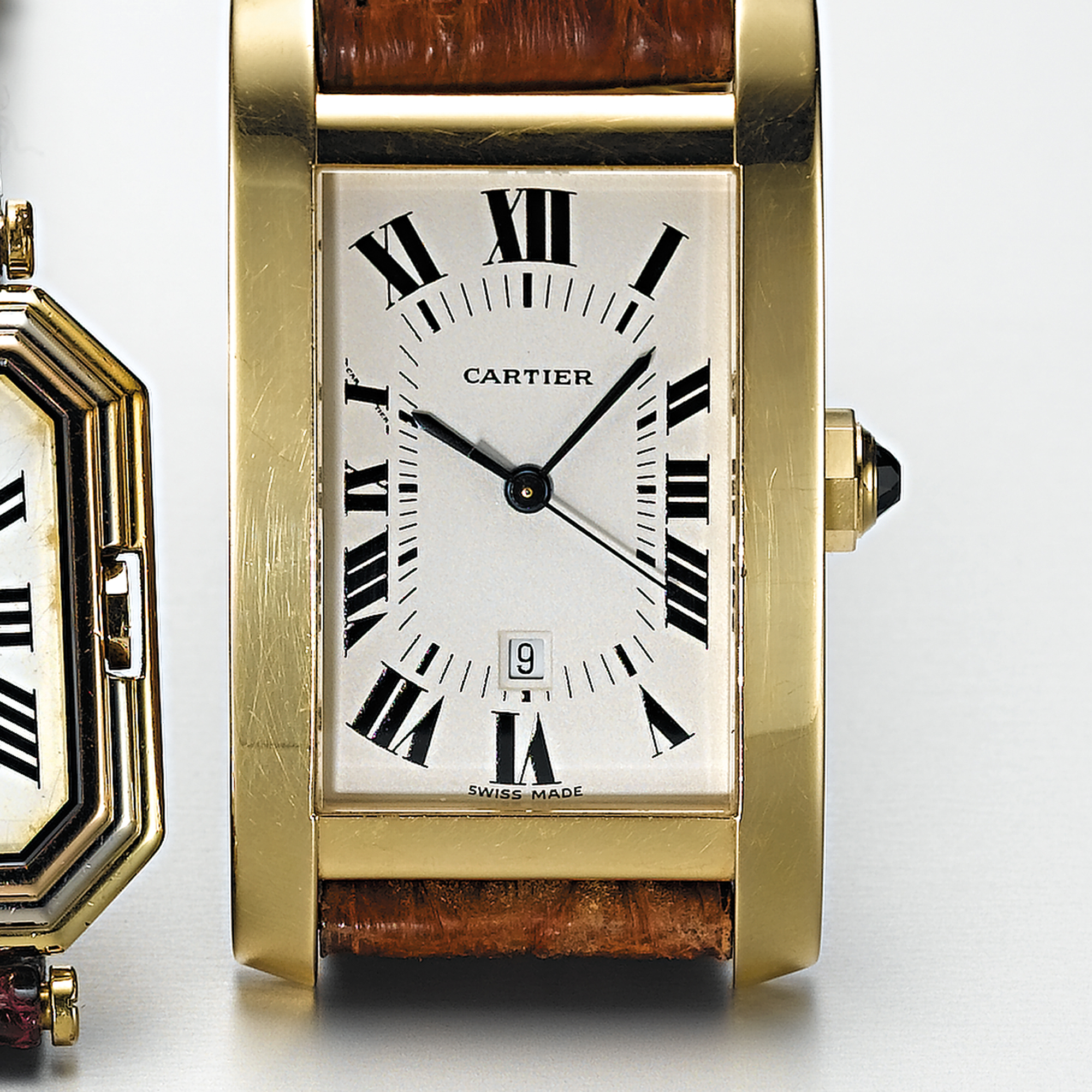 CARTIER, A GOLD RECTANGULAR AUTOMATIC CENTRE SECONDS WRISTWATCH WITH DATETANK AMERICAINE, CIRCA 1998