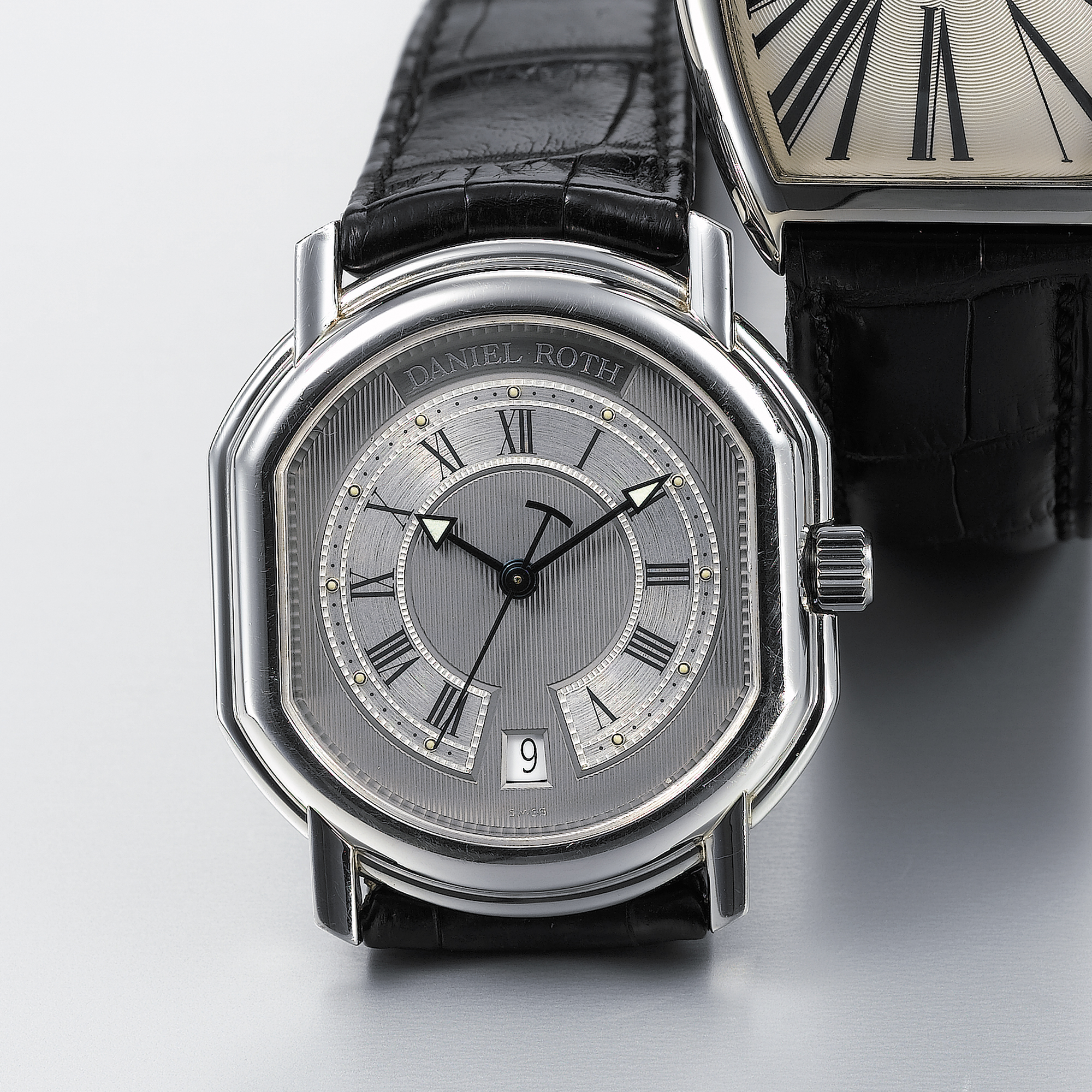 DANIEL ROTH, A STAINLESS STEEL ELLIPTICAL AUTOMATIC CENTRE SECONDS WRISTWATCH WITH DATECIRCA 2000, NO. 196