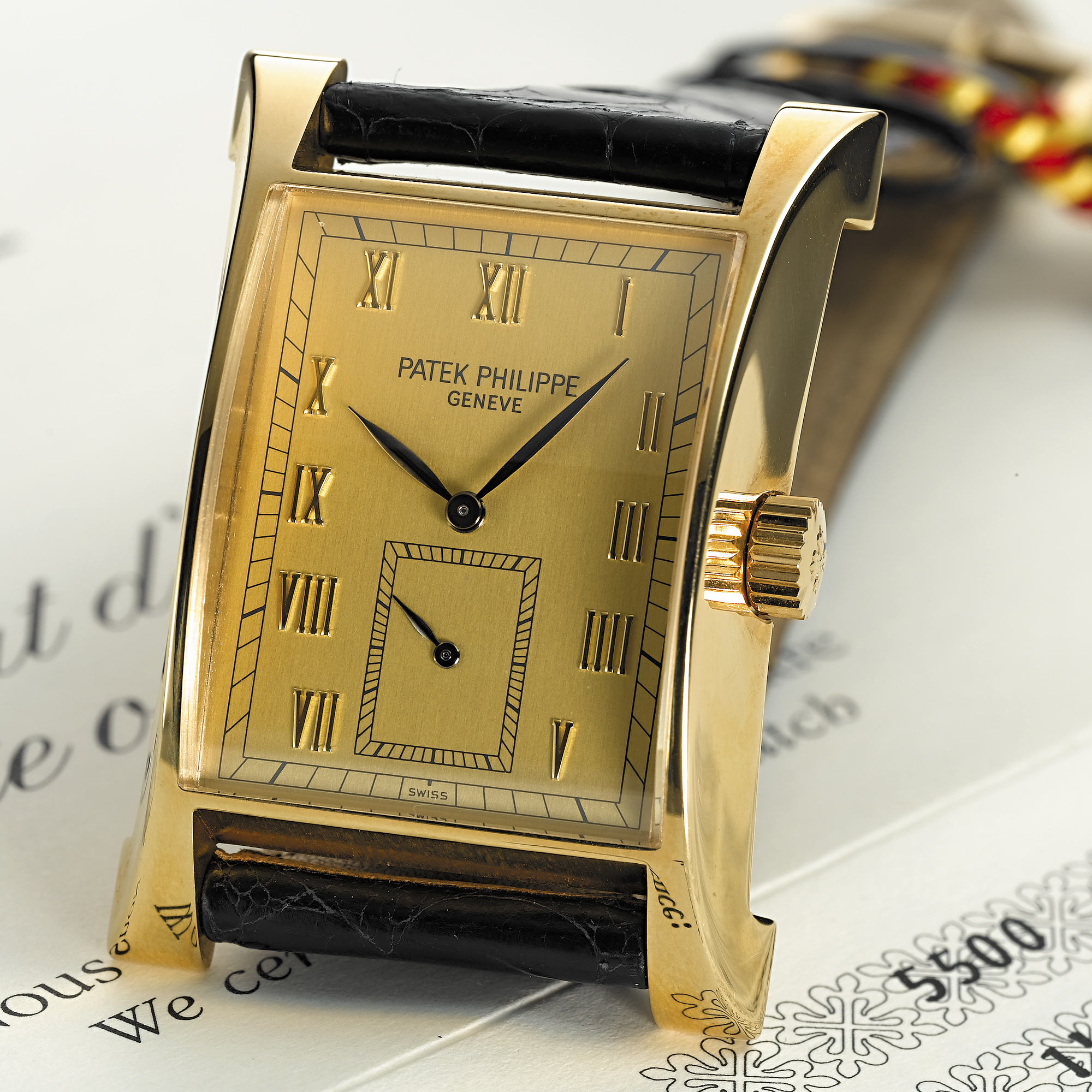 PATEK PHILIPPE, A FINE LIMITED EDITION GOLD RECTANGULAR WRISTWATCHPAGODA, CIRCA 1997, NO. 1.858.737, REF.5500