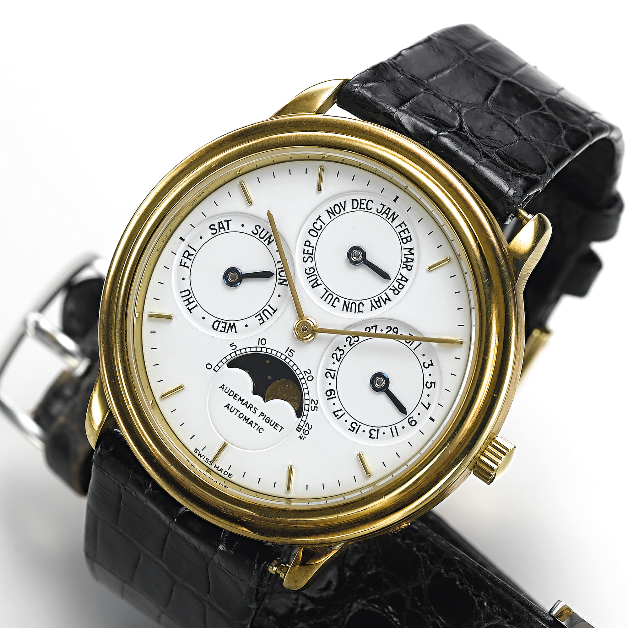AUDEMARS PIGUET, A GOLD AUTOMATIC PERPETUAL CALENDAR WRISTWATCH WITH MOON PHASESCIRCA 1995, NO. 2768