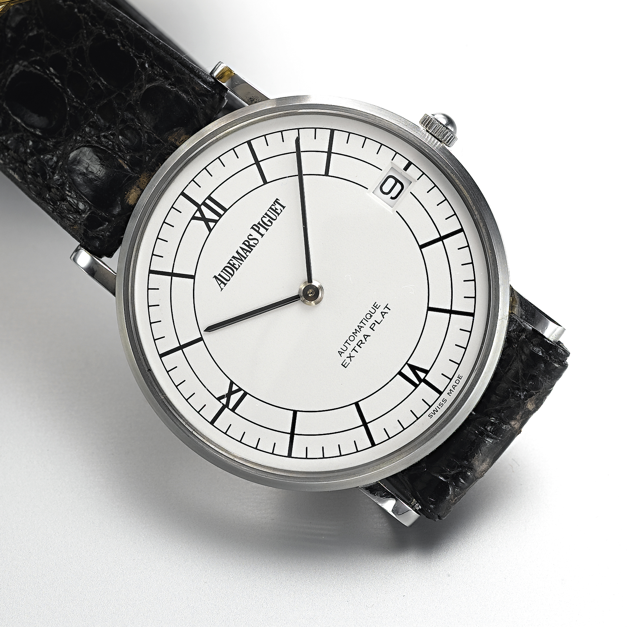 AUDEMARS PIGUET, A PLATINUM AUTOMATIC WRISTWATCH WITH DATECIRCA 1995, NO. 48 